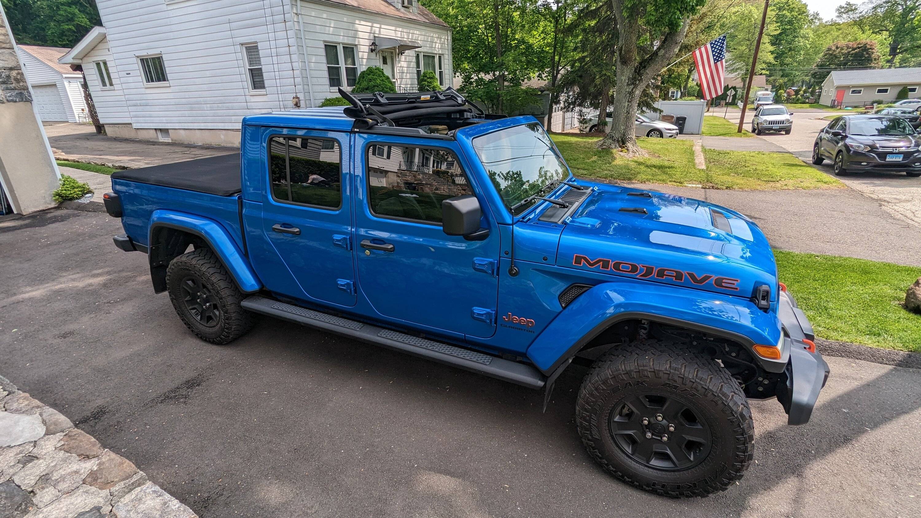 Jeep Gladiator Putco Element Sky View Clear Hard Top Lid PXL_20230521_145157145
