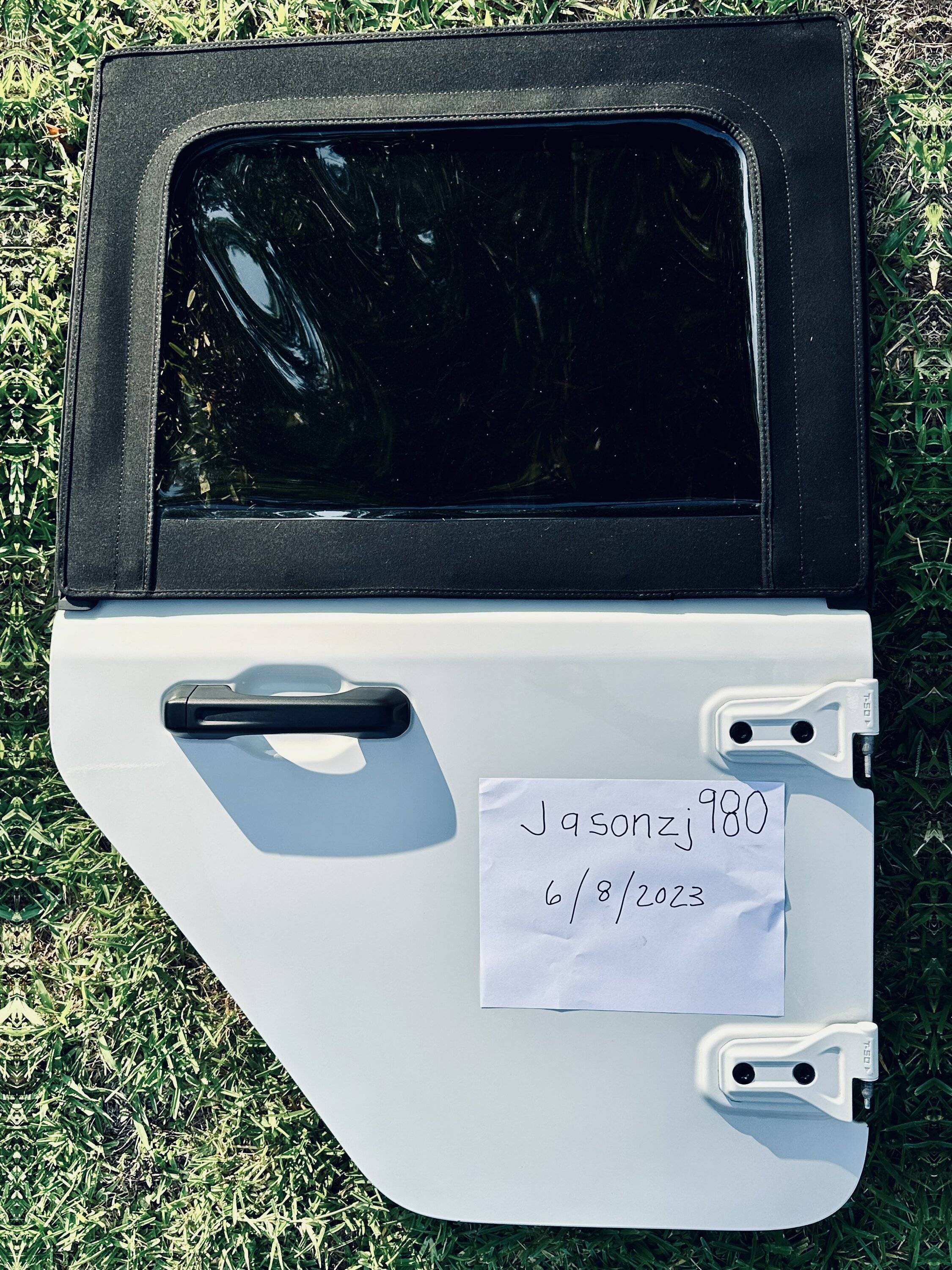 Jeep Gladiator Jeep Half Doors (4 doors) Bright White with Premium Uppers IMG_0725