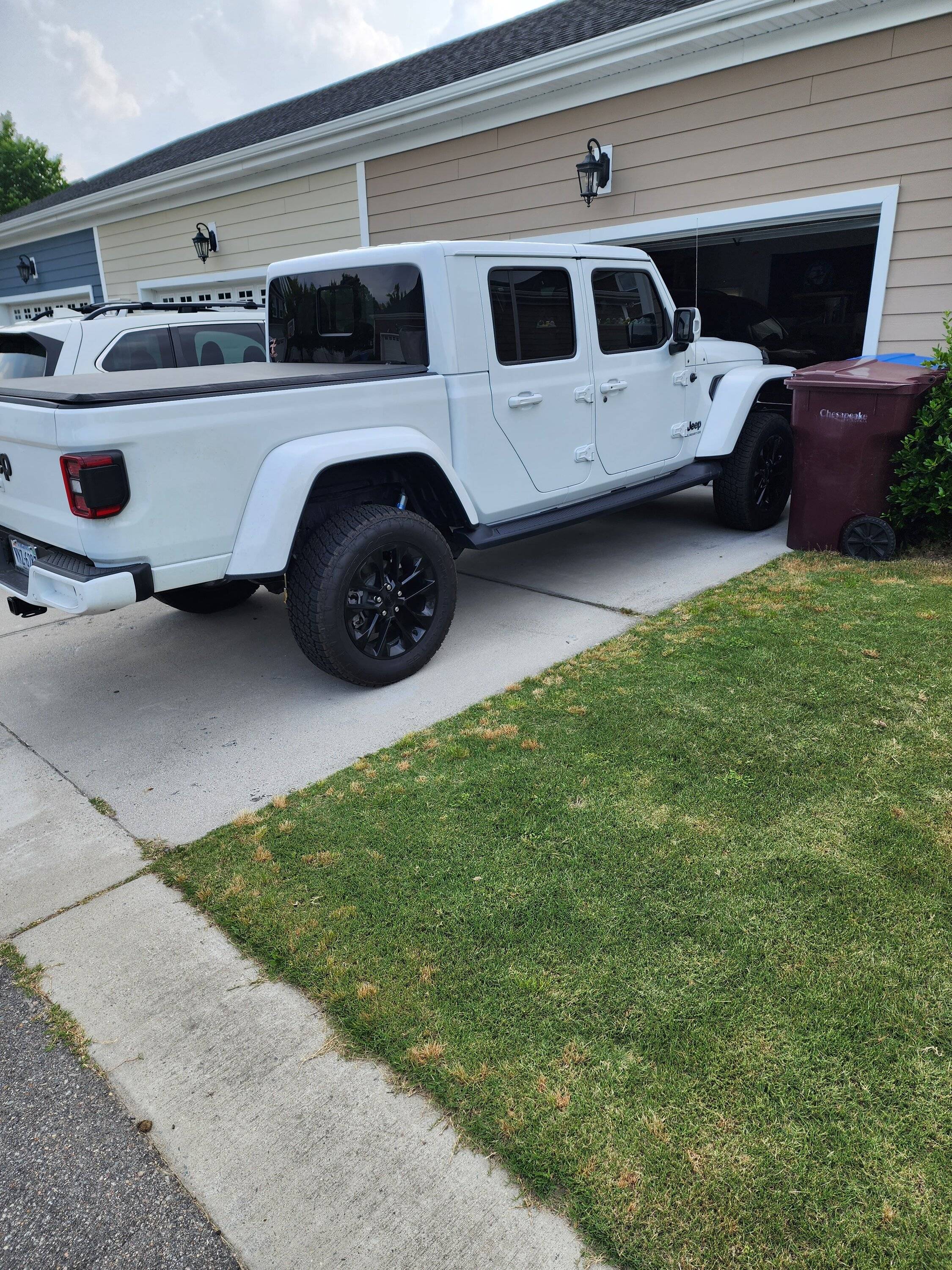 Jeep Gladiator JkS 3" lift installed on my 2022 Gladiator high altitude 20230608_162602