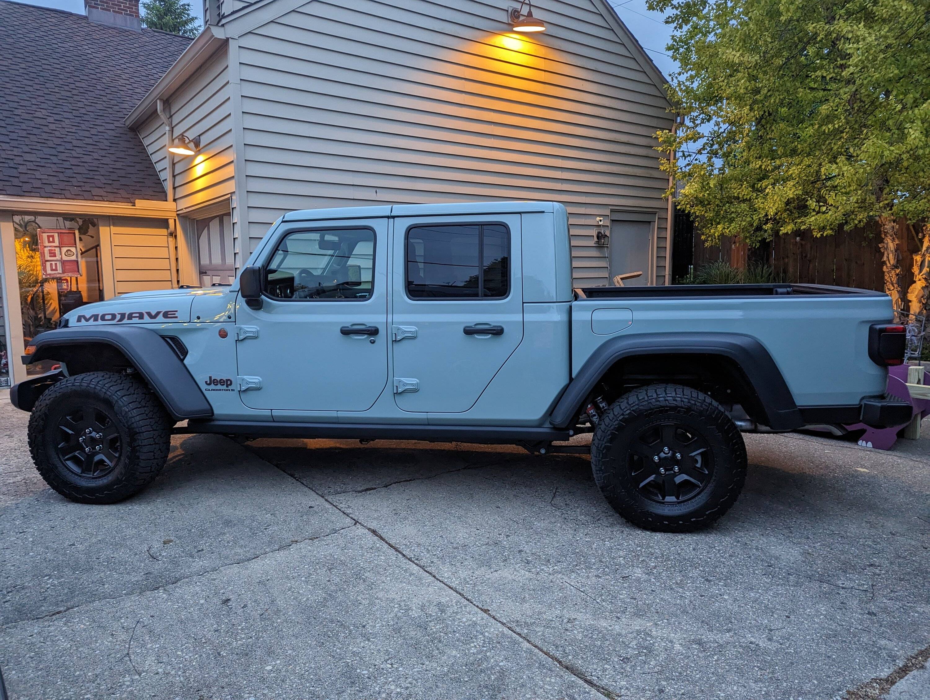 Jeep Gladiator Took Delivery of Your JT? Sign in Here! PXL_20230528_010216334