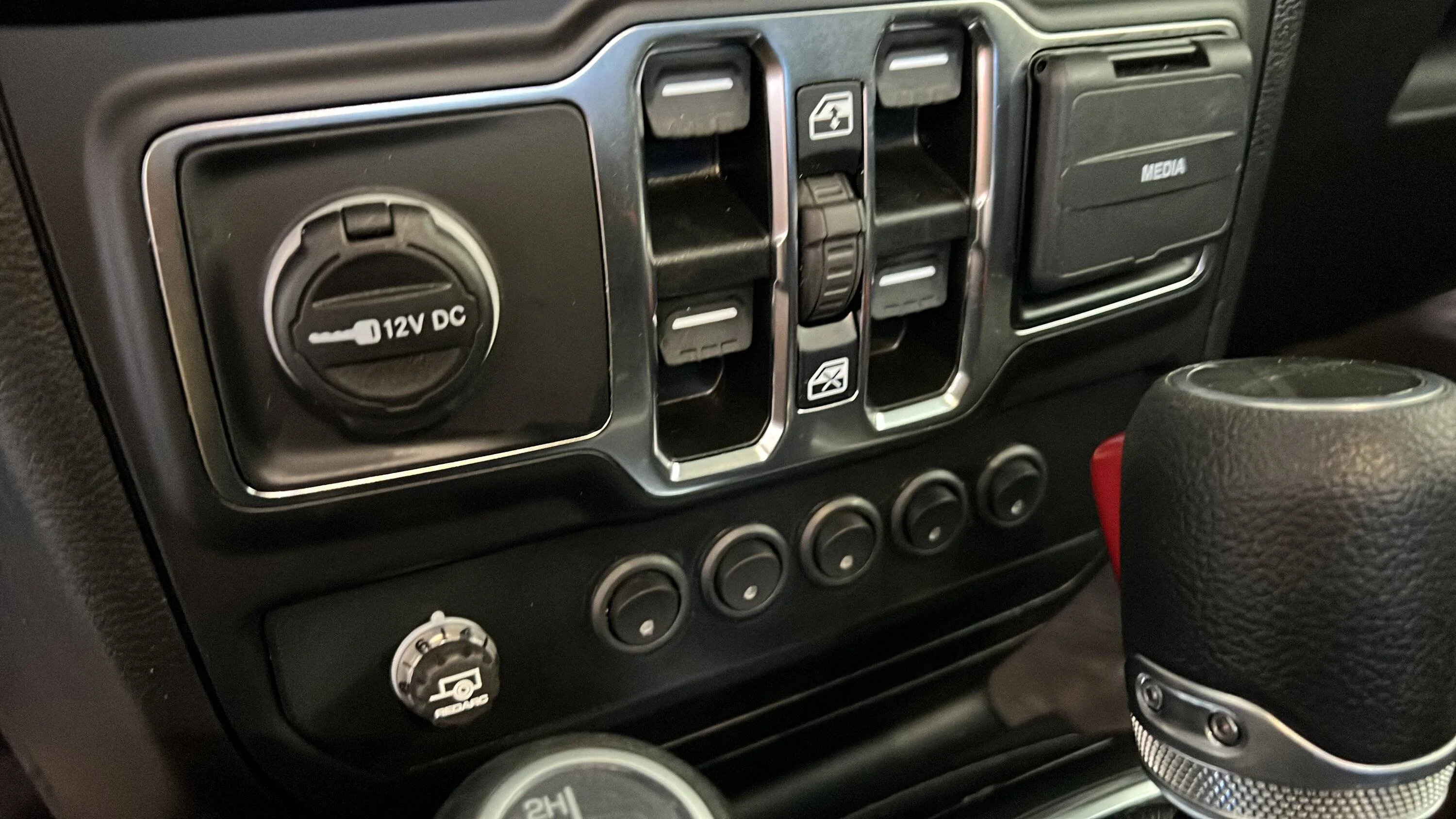 Jeep Gladiator First toad verdict! ? (1992 YJ with the 2021 Willys) 8A47DEA9-DA2D-421C-9D6F-5AC47E4D18EB