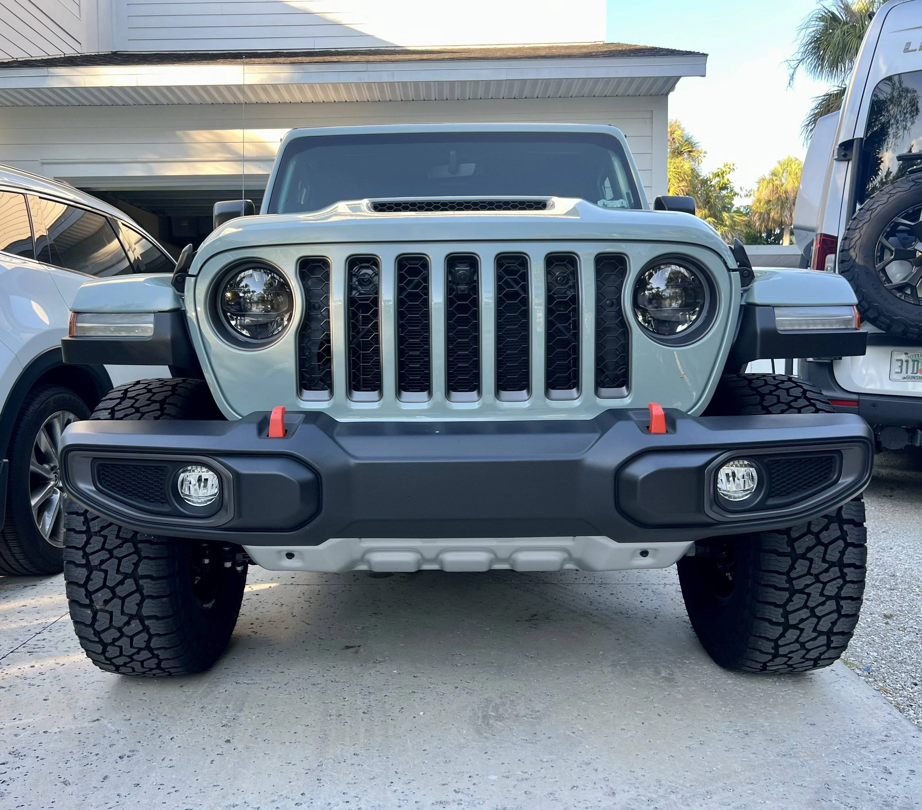 Jeep Gladiator EARL GREY Gladiator JT club 73A06DEC-5203-492F-B9E2-39C031B1FC28