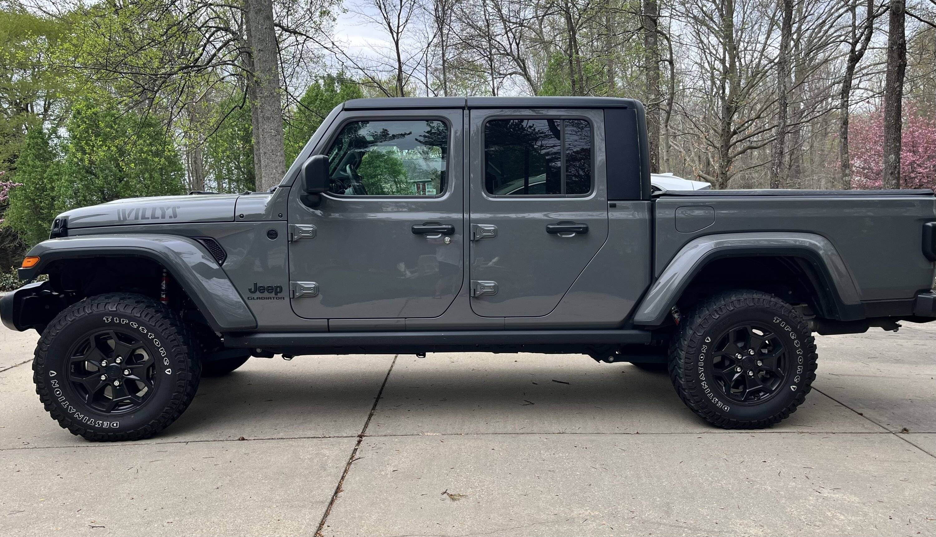 Jeep Gladiator Lets see the spacer lifts IMG_5041