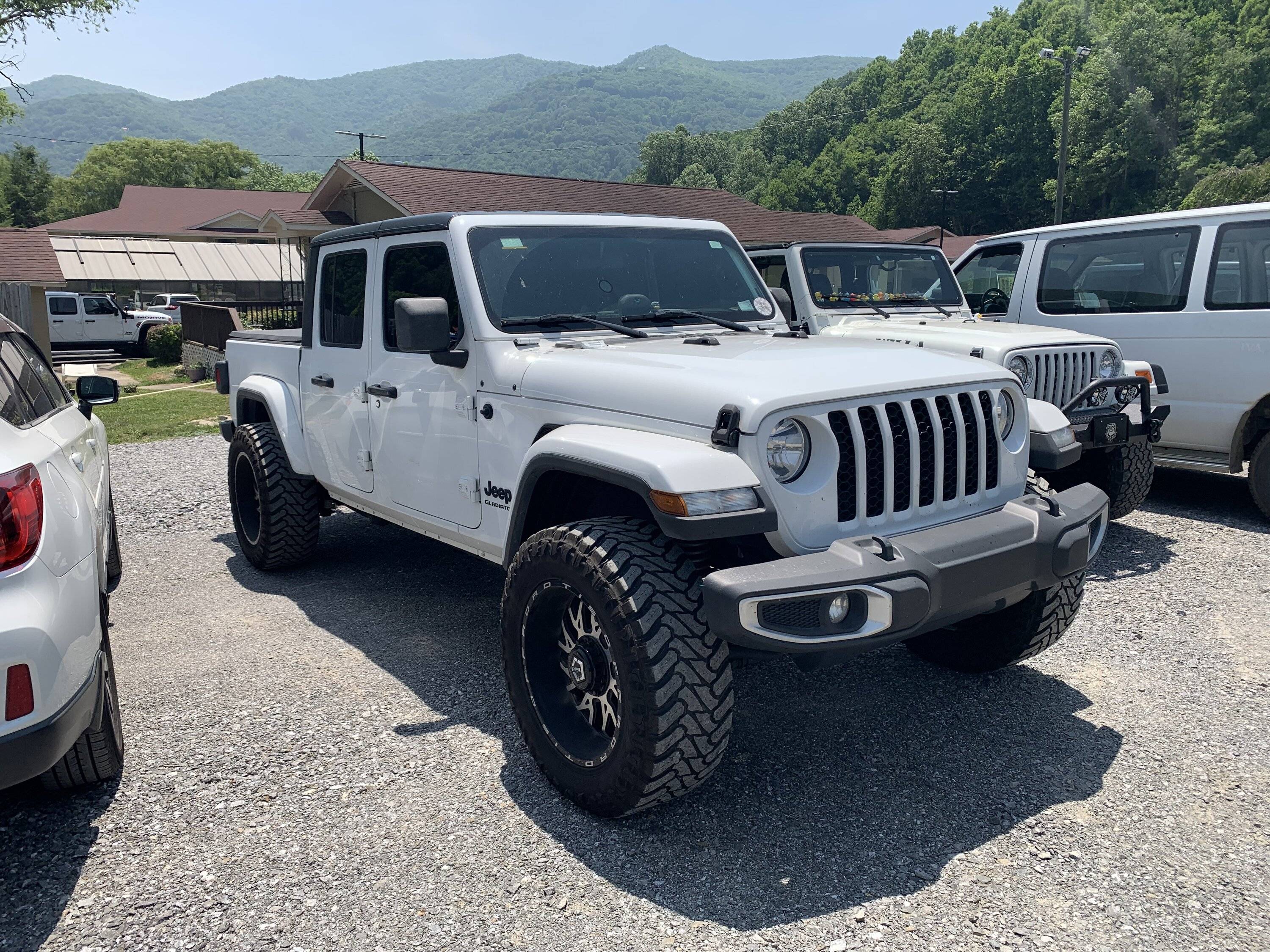 Jeep Gladiator WNC JeepFest 2023 Gladiator Pics (Mostly) IMG_1383