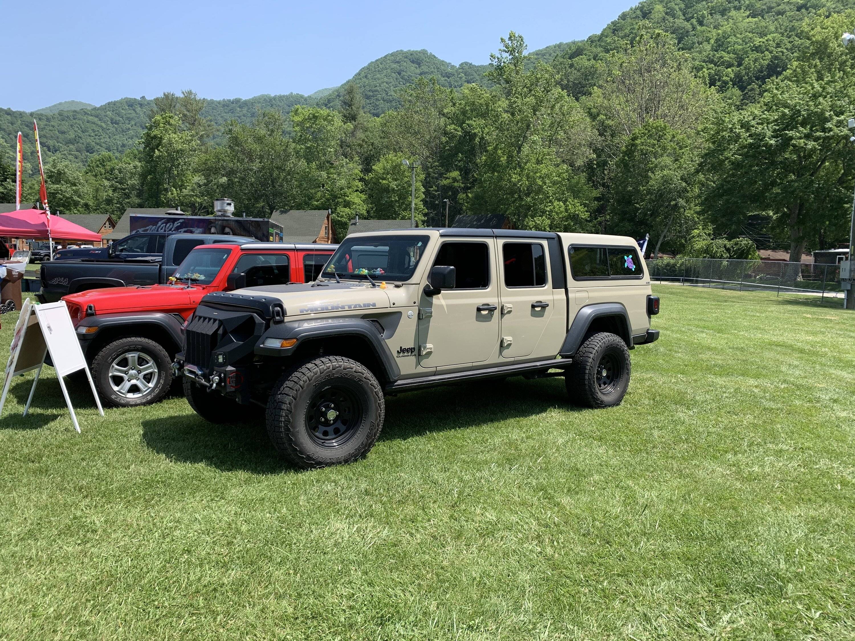 Jeep Gladiator WNC JeepFest 2023 Gladiator Pics (Mostly) IMG_1311