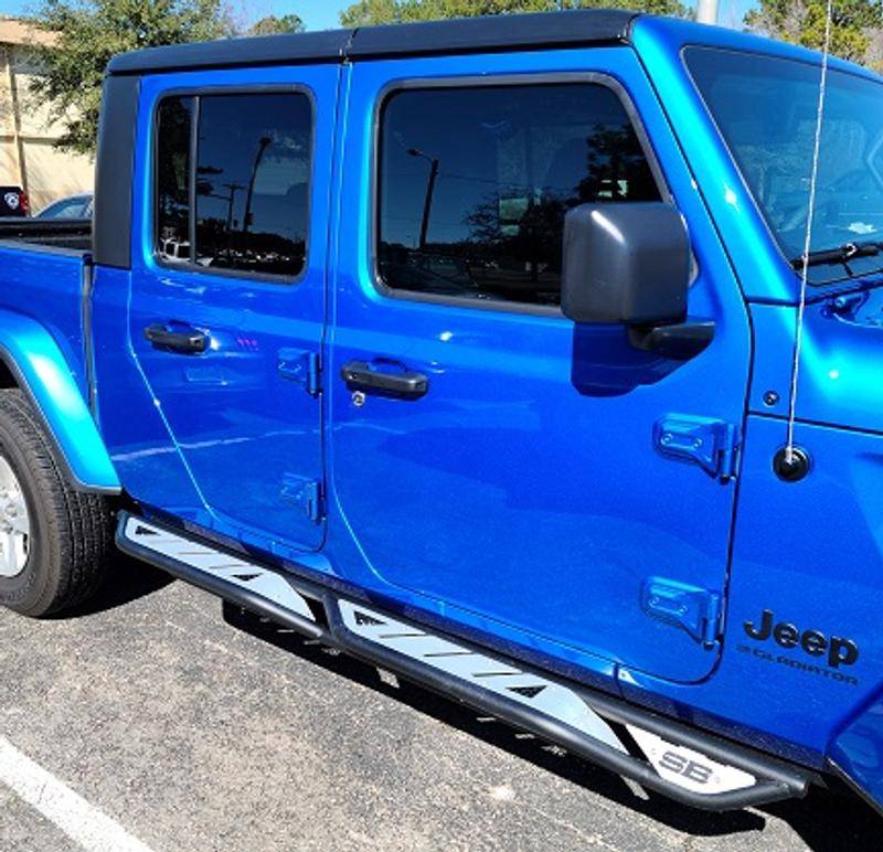 Jeep Gladiator Rock Sliders For Overlanding Glad01
