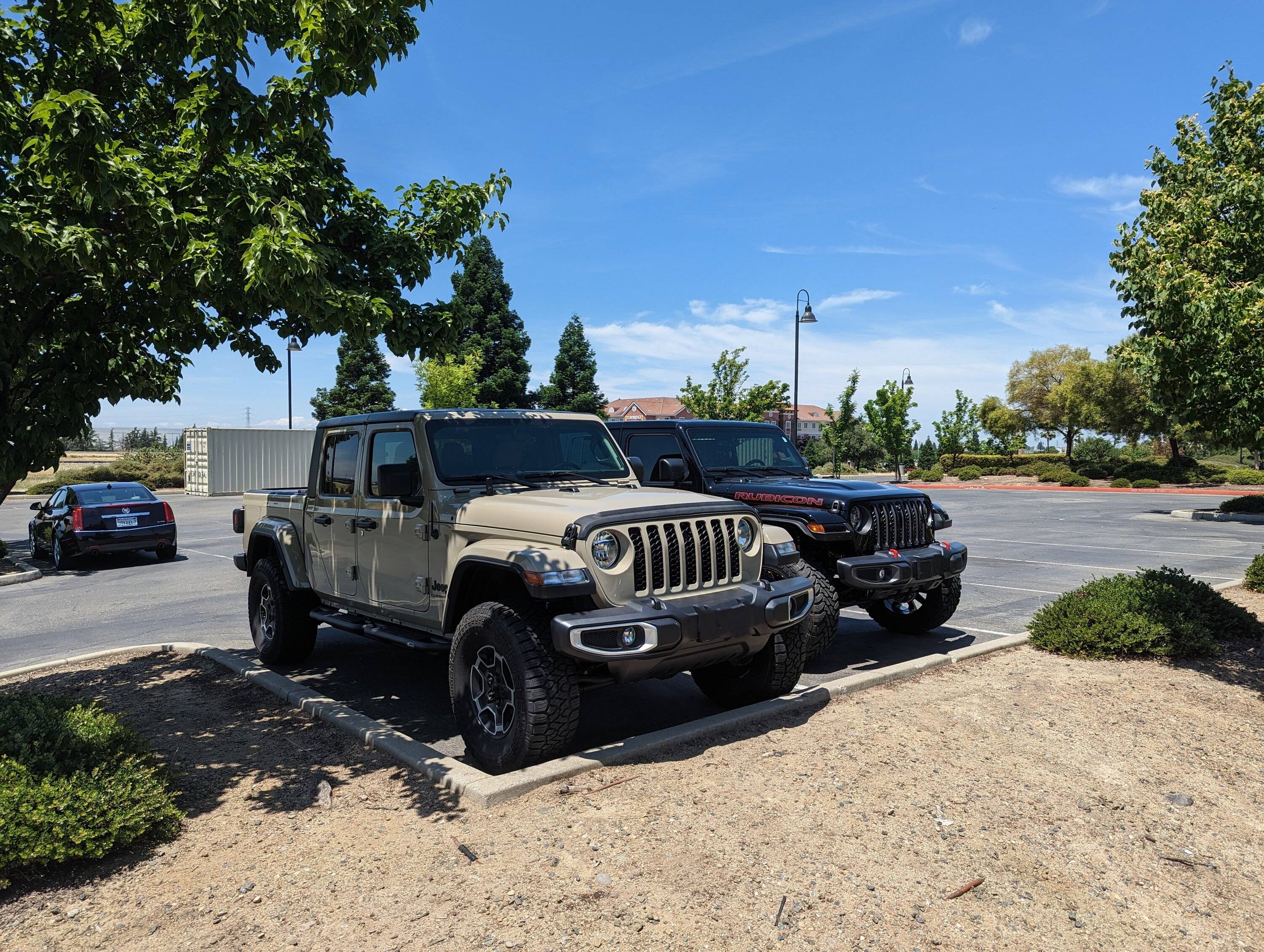 Jeep Gladiator Jeeps Parking Next To Jeeps PXL_20230611_193303942~2