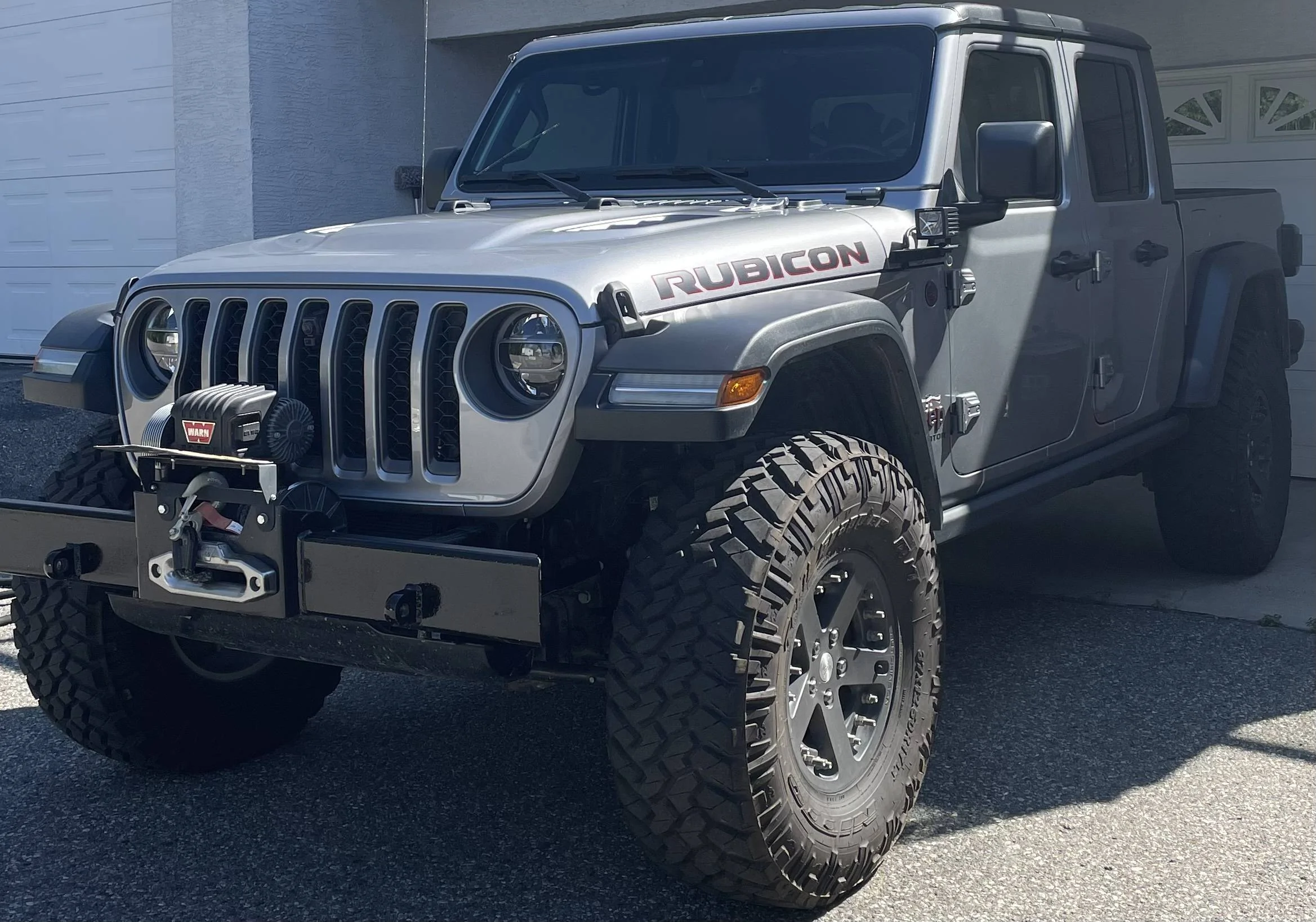 Jeep Gladiator 2024 Jeep Gladiator Refresh Caught in the Wild CD5DD739-8FB8-487D-843A-6F5117C2E301