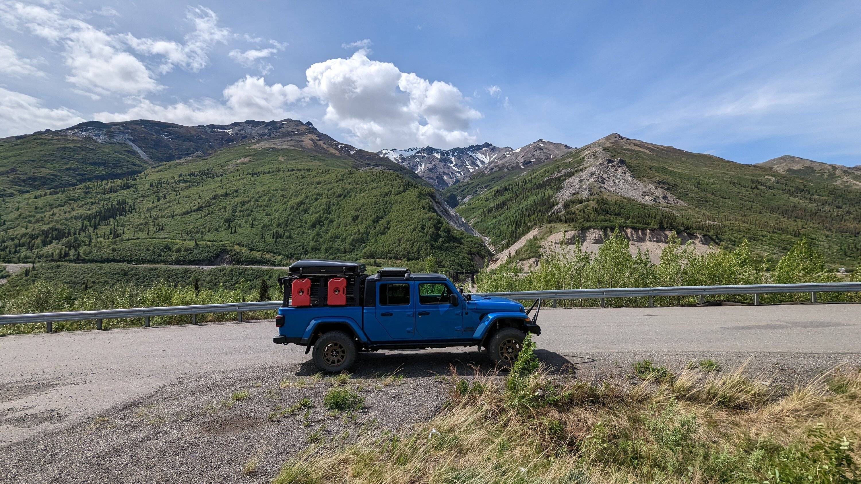 Jeep Gladiator Alaska Daily Drivers: Hydro Blue 80A and Bright White JTR PXL_20230610_213031511