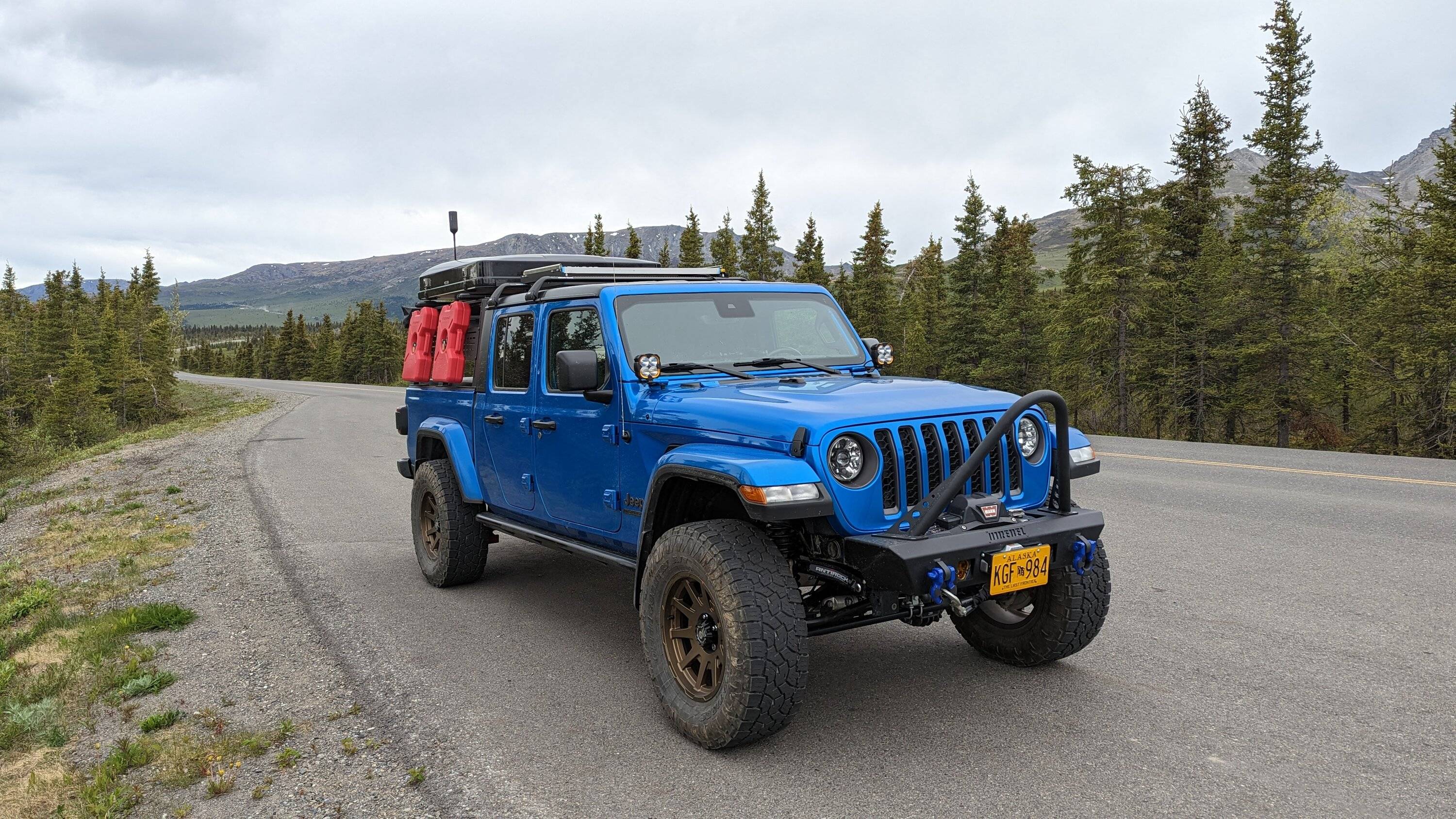 Jeep Gladiator Alaska Daily Drivers: Hydro Blue 80A and Bright White JTR PXL_20230611_204148661