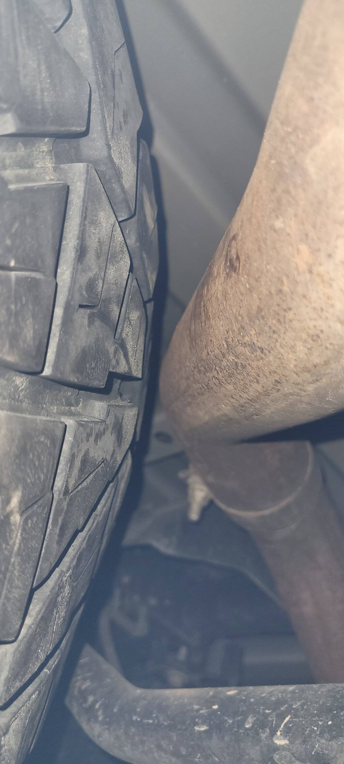 Jeep Gladiator Full sized 38" spare on Method wheel..... 20230613_155043