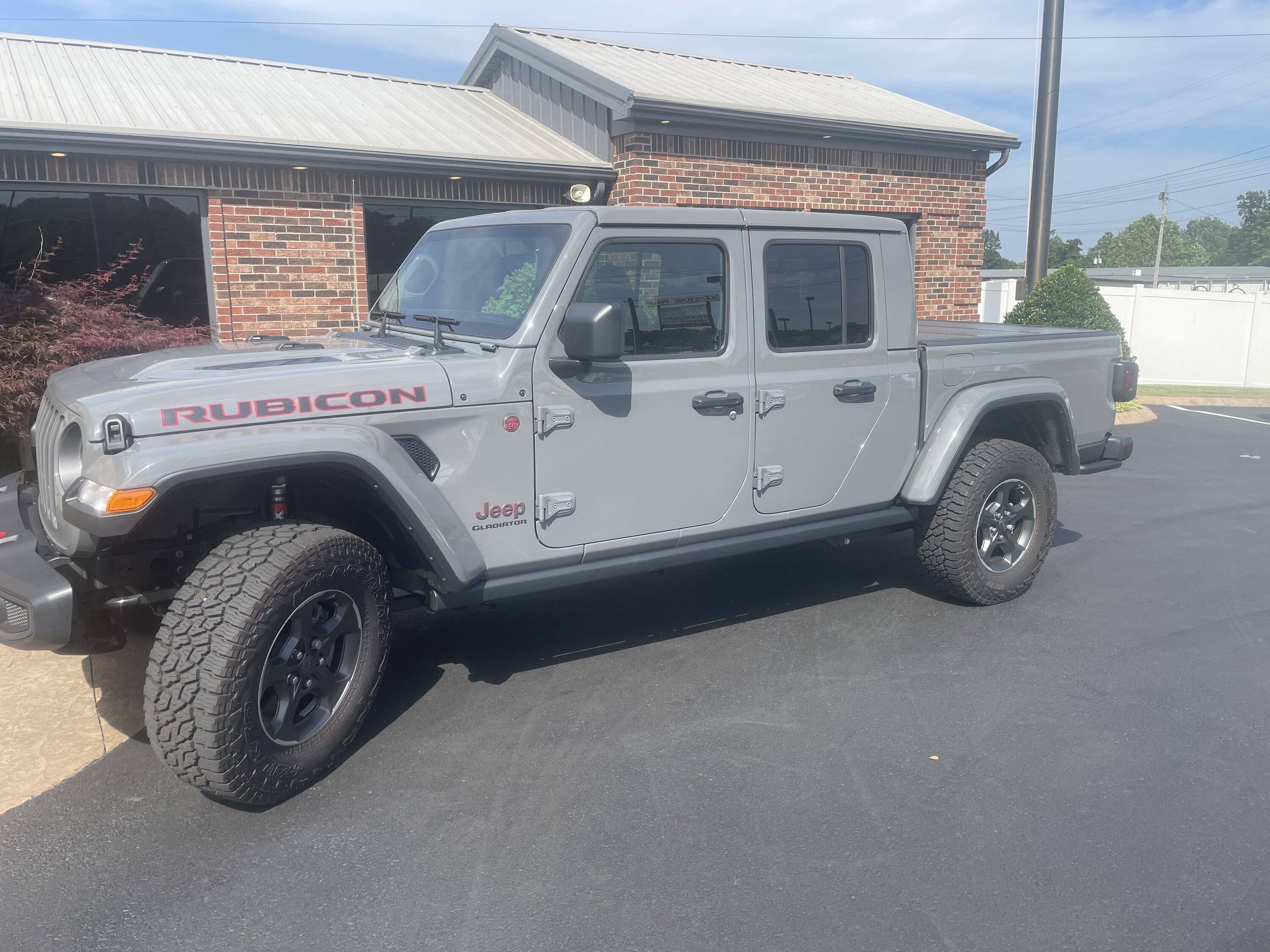 Jeep Gladiator STING GRAY Gladiator JT Club AFD5F104-7681-4ECD-8D3C-BFD648C33D1A