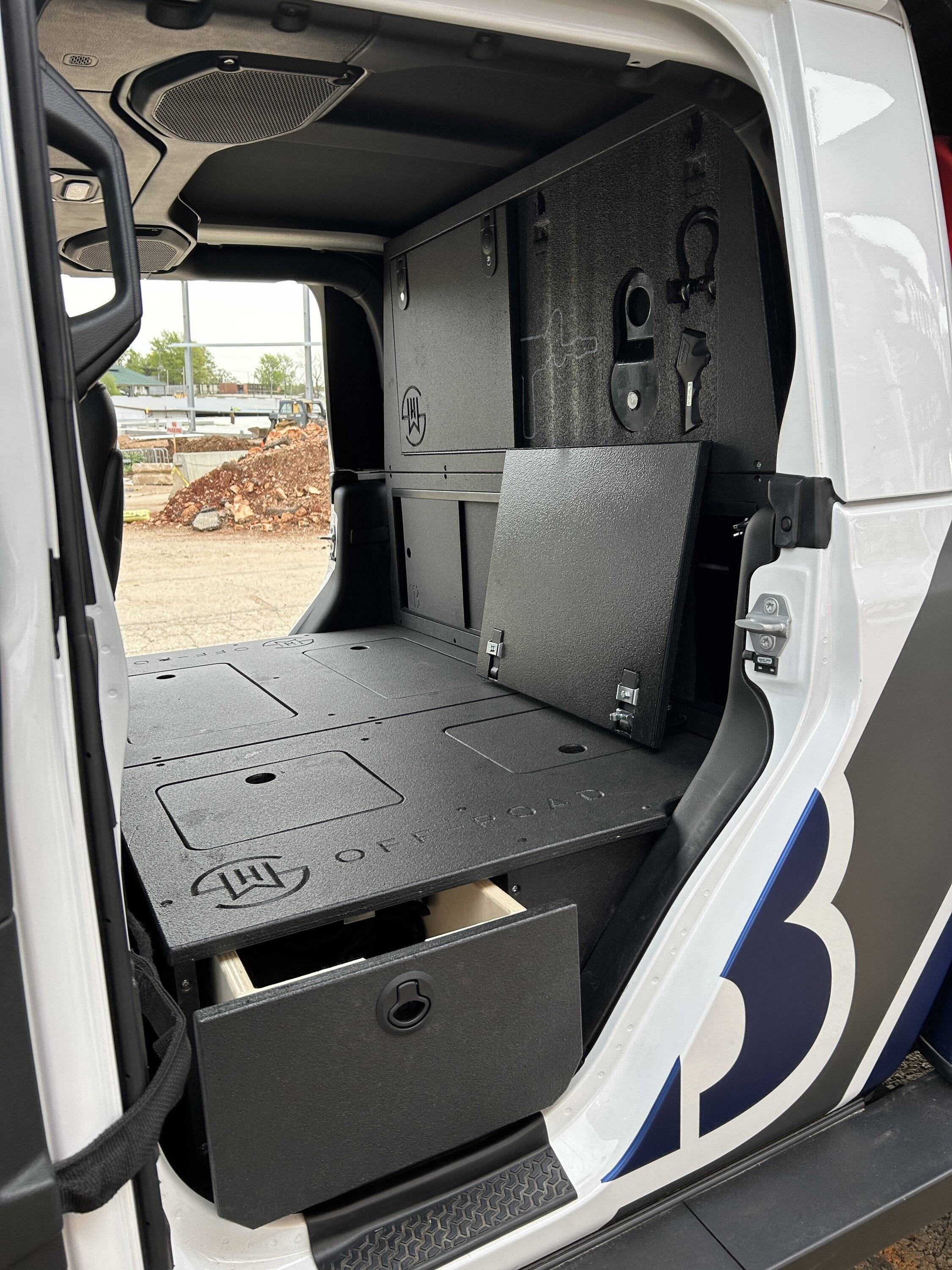Jeep Gladiator Alu-Cab Canopy Camper Roll Call IMG_1011.JPG
