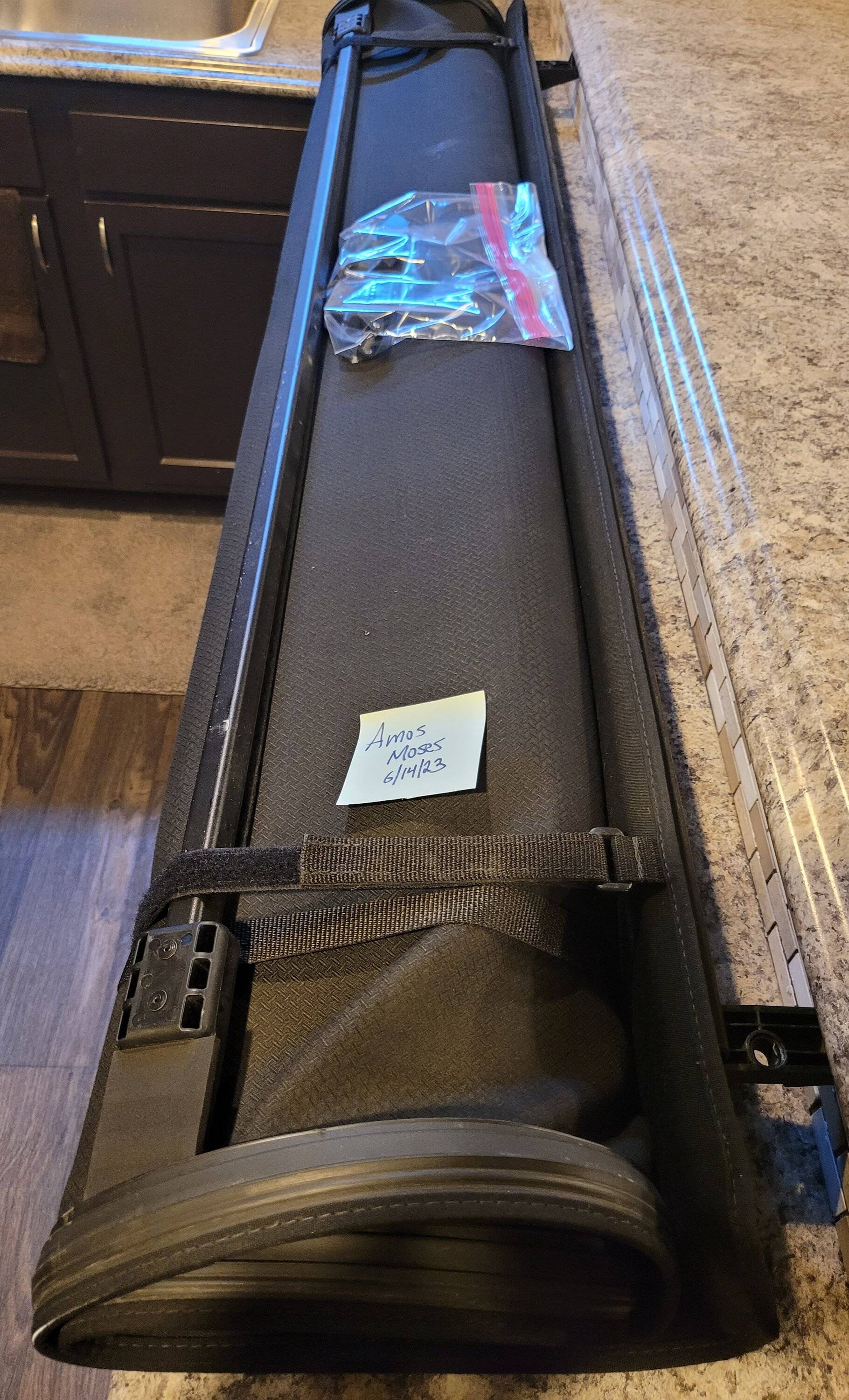 Jeep Gladiator Mopar trifold becover for sale $200 20230614_164421