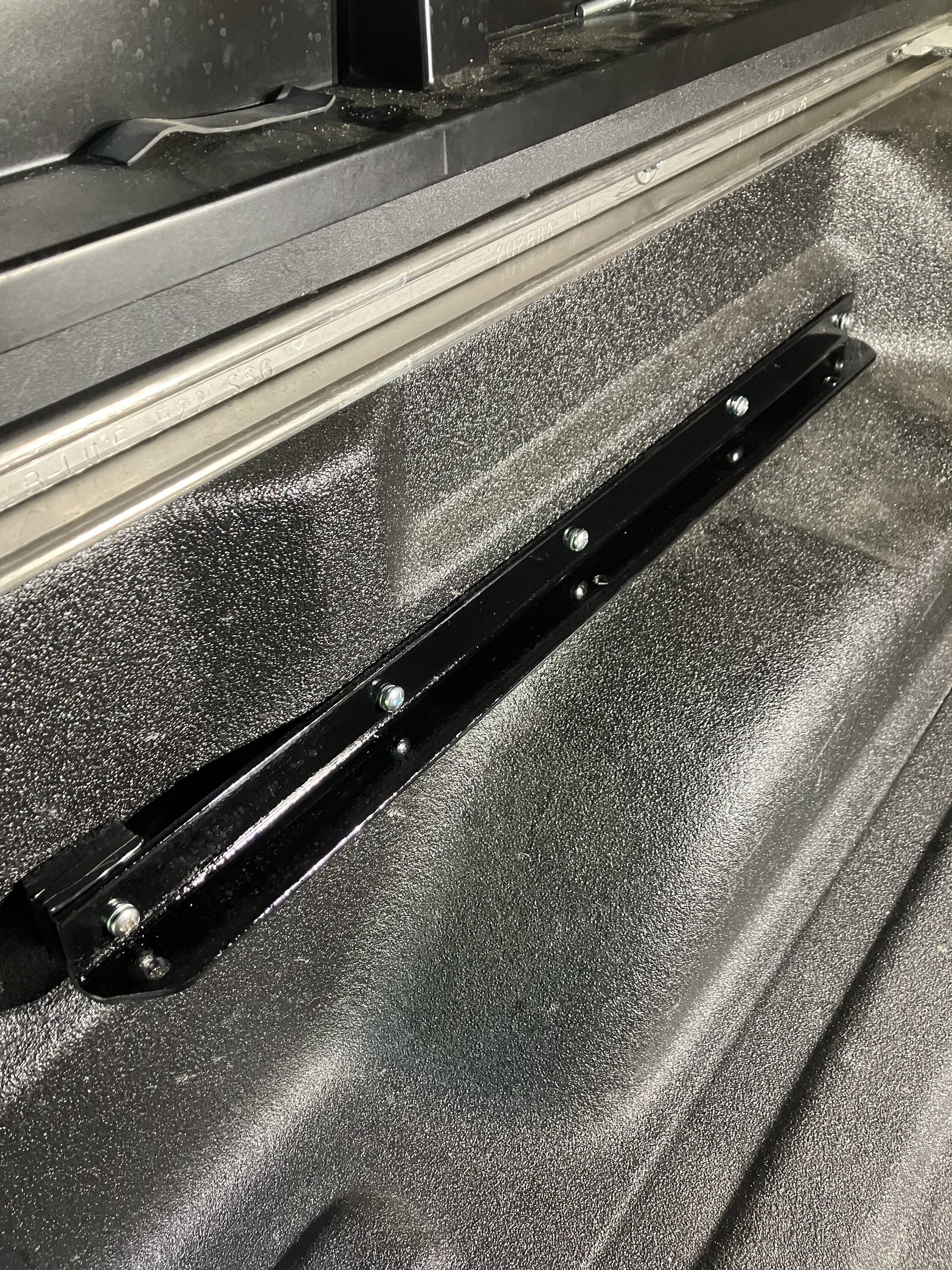 Jeep Gladiator ARB Element fridge, odd install IMG_1015