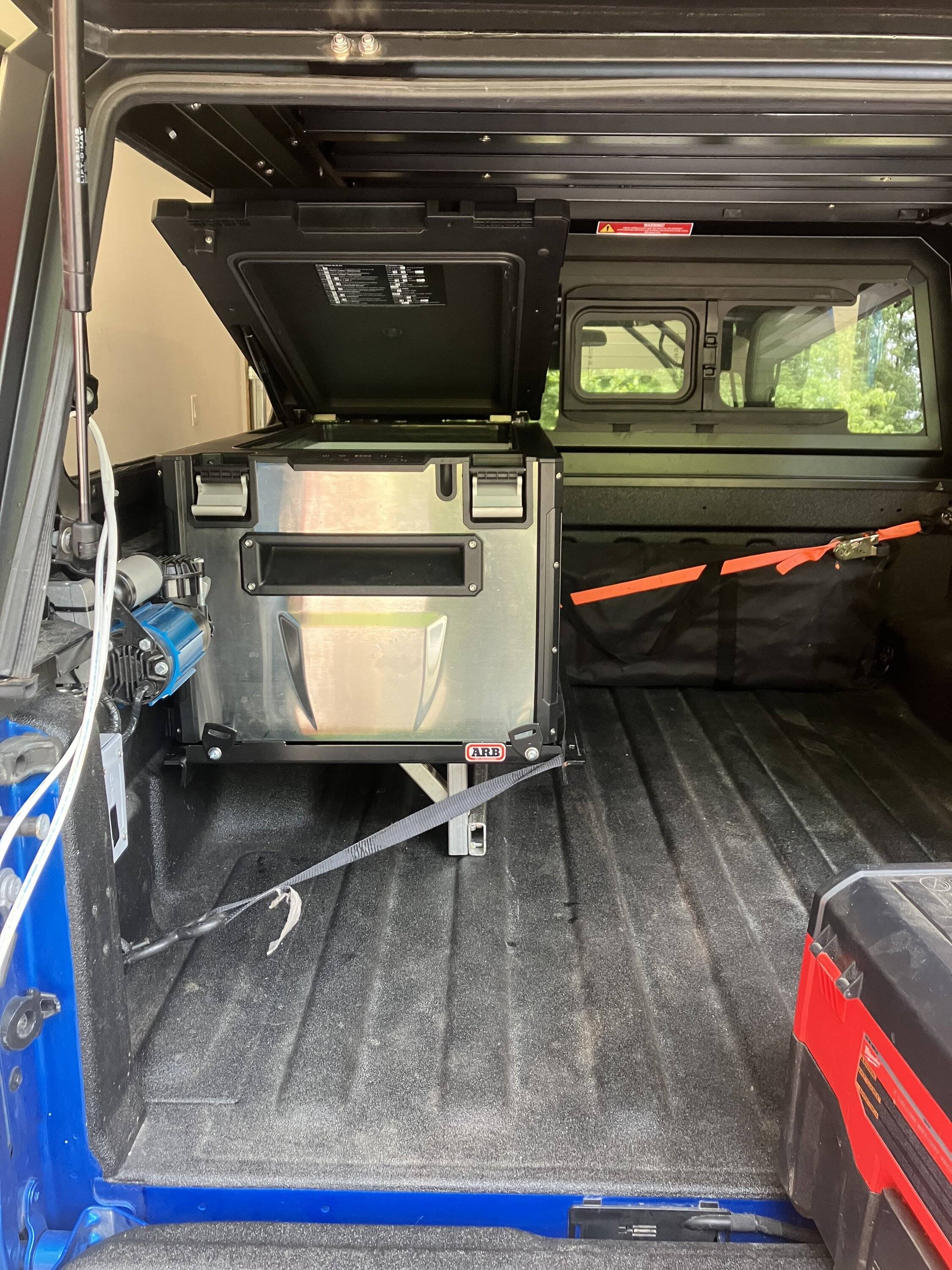 Jeep Gladiator ARB Element fridge, odd install IMG_1021