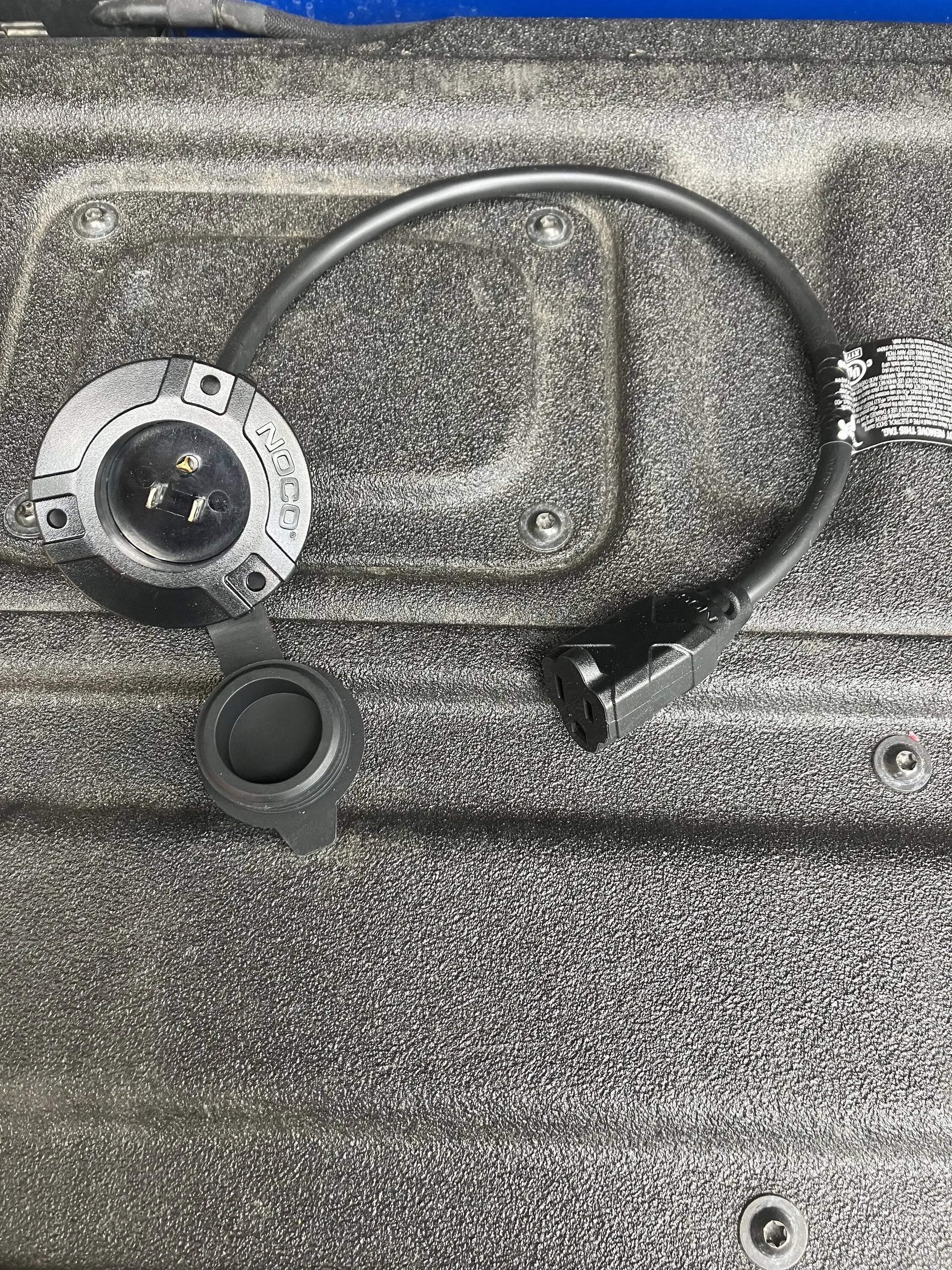 Jeep Gladiator ARB Element fridge, odd install IMG_1023