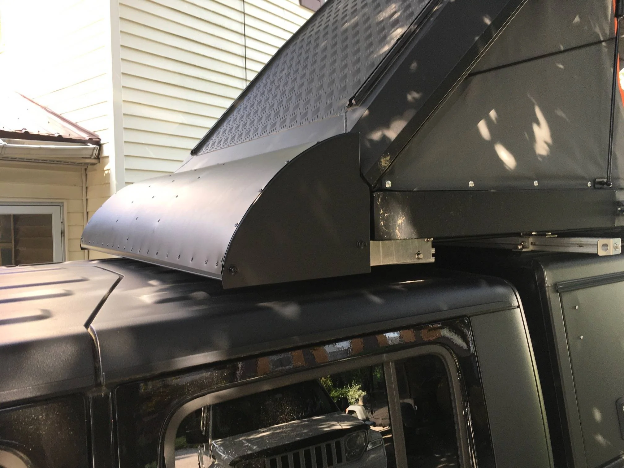 Jeep Gladiator Alucab RTT Aero Mod IMG_5354