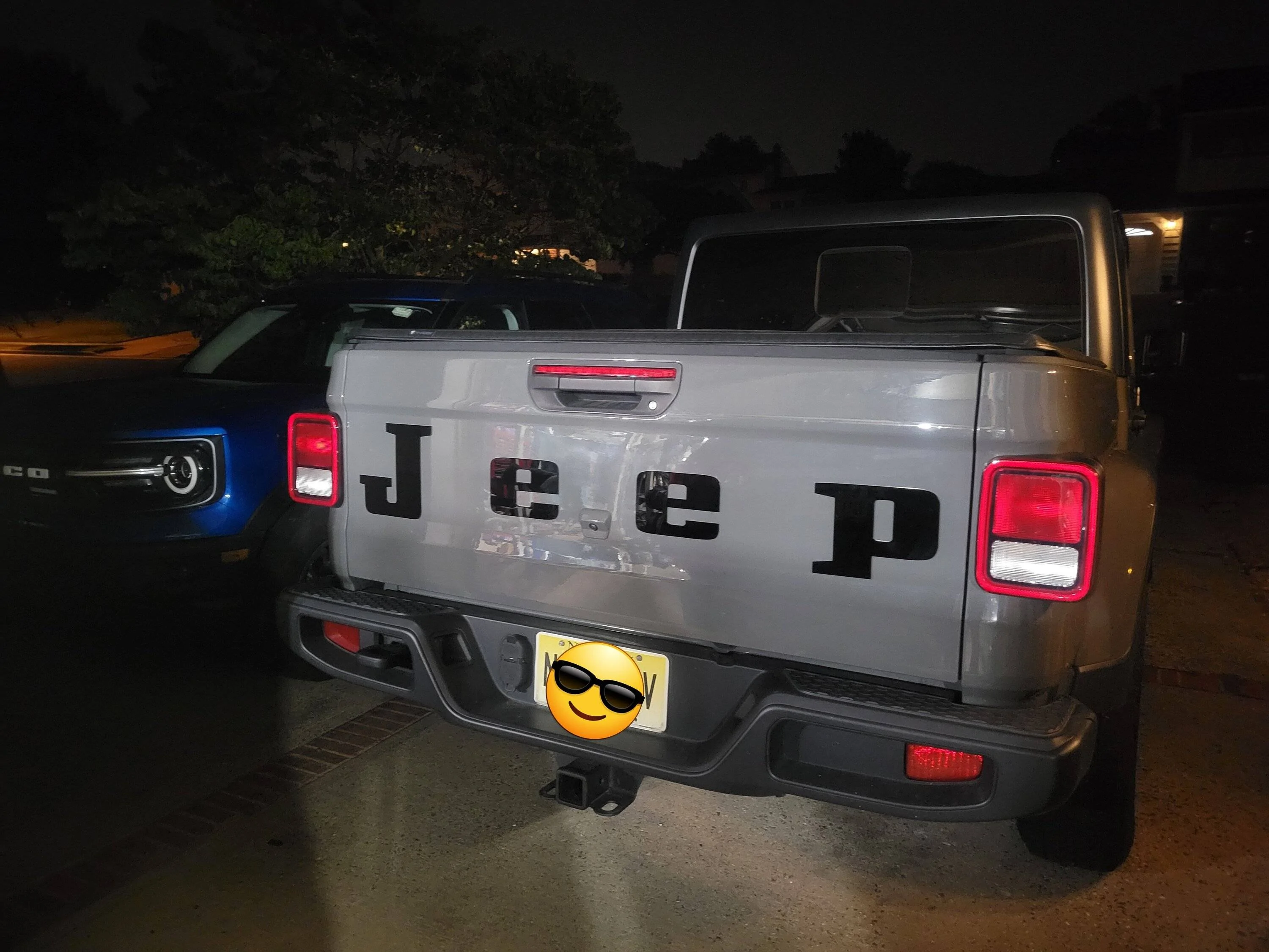 Jeep Gladiator "JEEP" tailgate badge mods? 20230617_213620