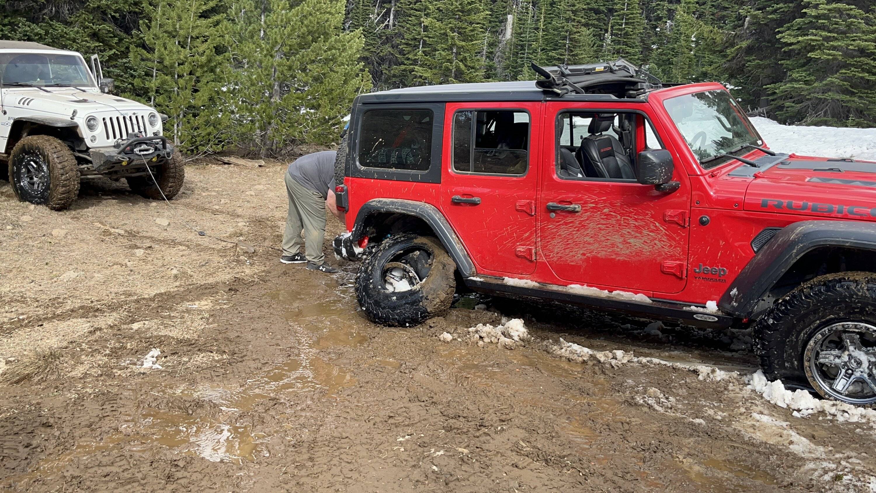 Jeep Gladiator DIY bumper mounted spare anyone? IMG_3009.JPG