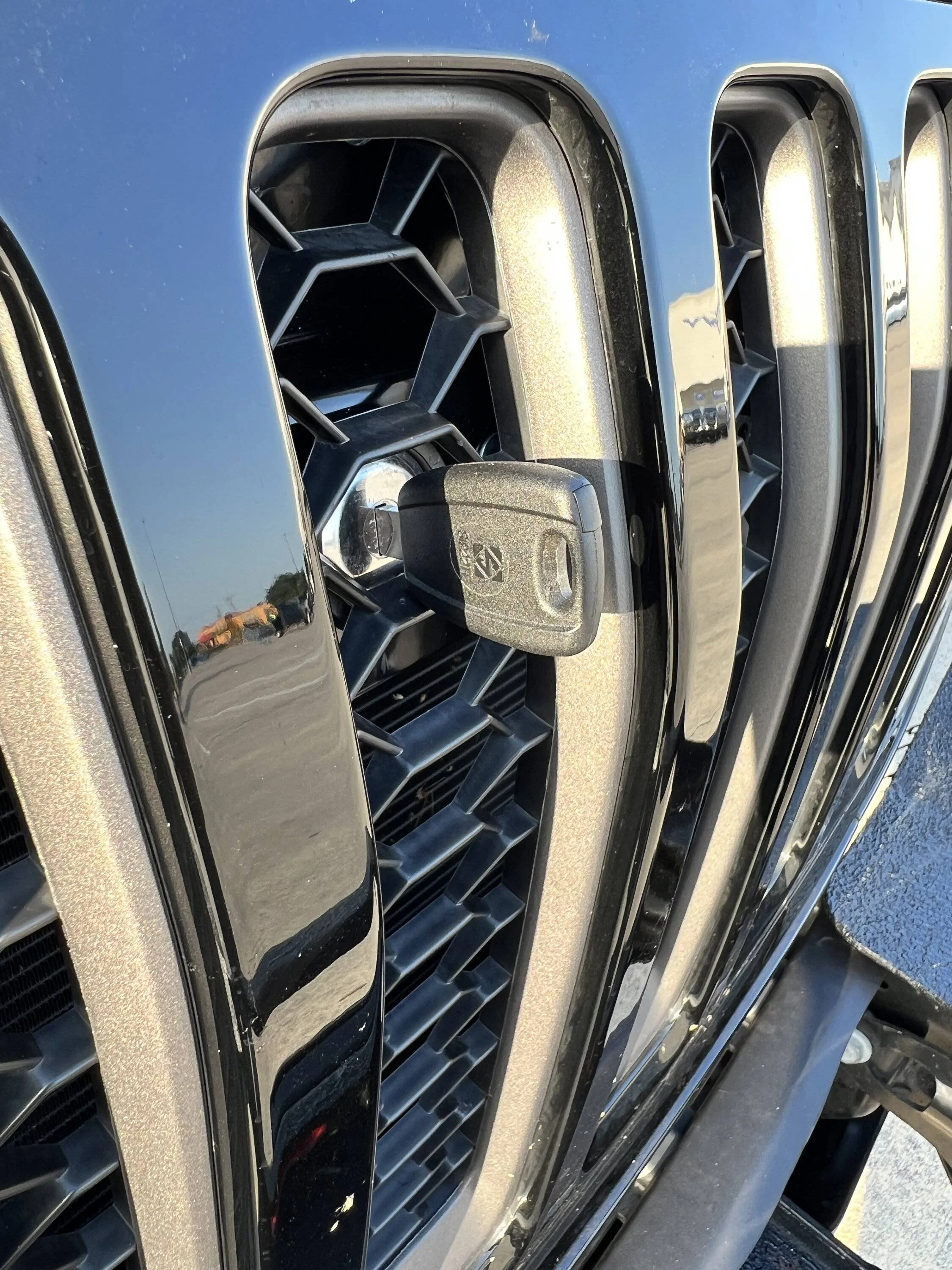 Jeep Gladiator Install Bolt Lock without cutting grille / Cheap Door Key IMG_1645