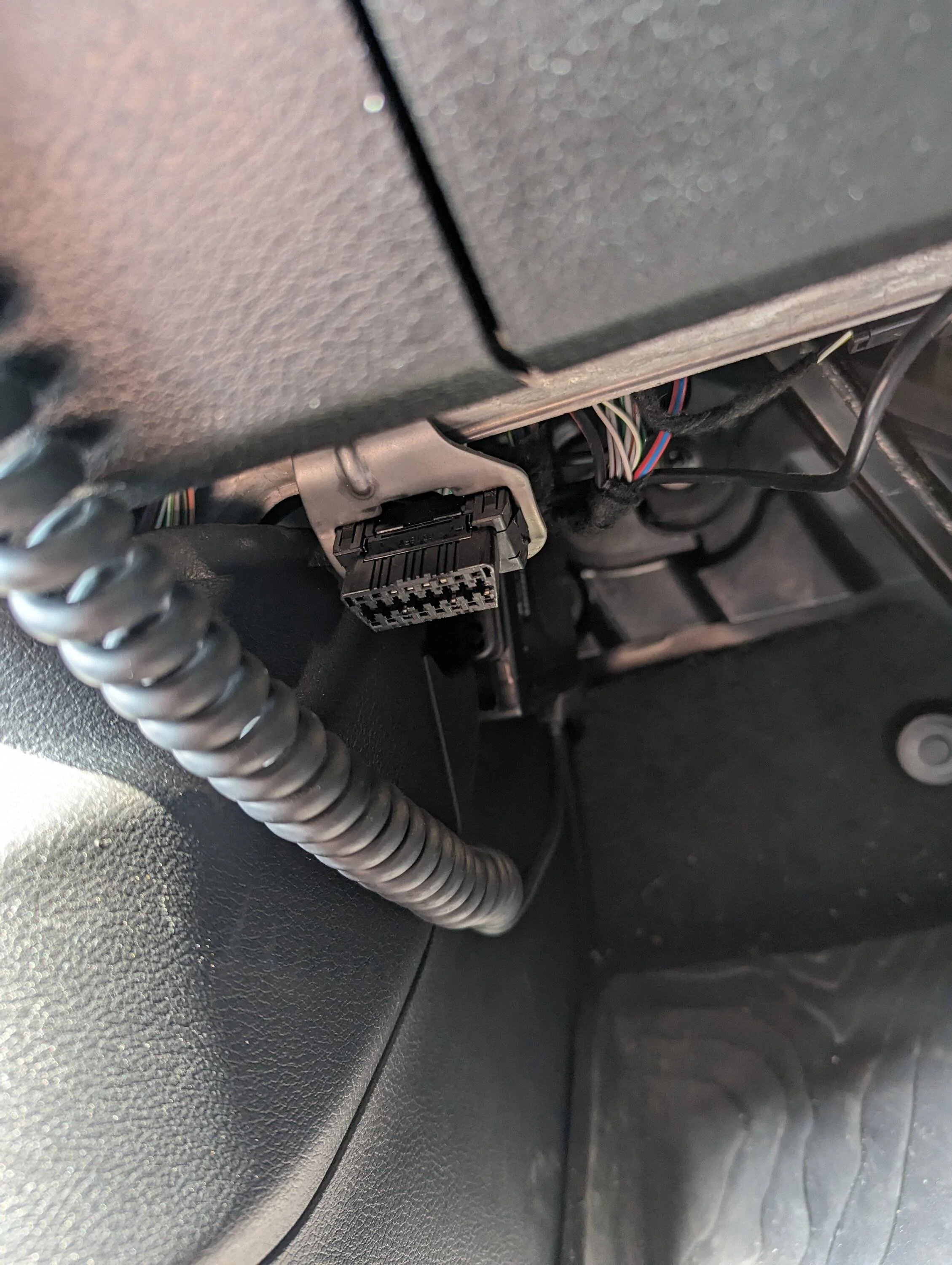 Jeep Gladiator Ham and GMRS in the Gladiator PXL_20230617_190423847