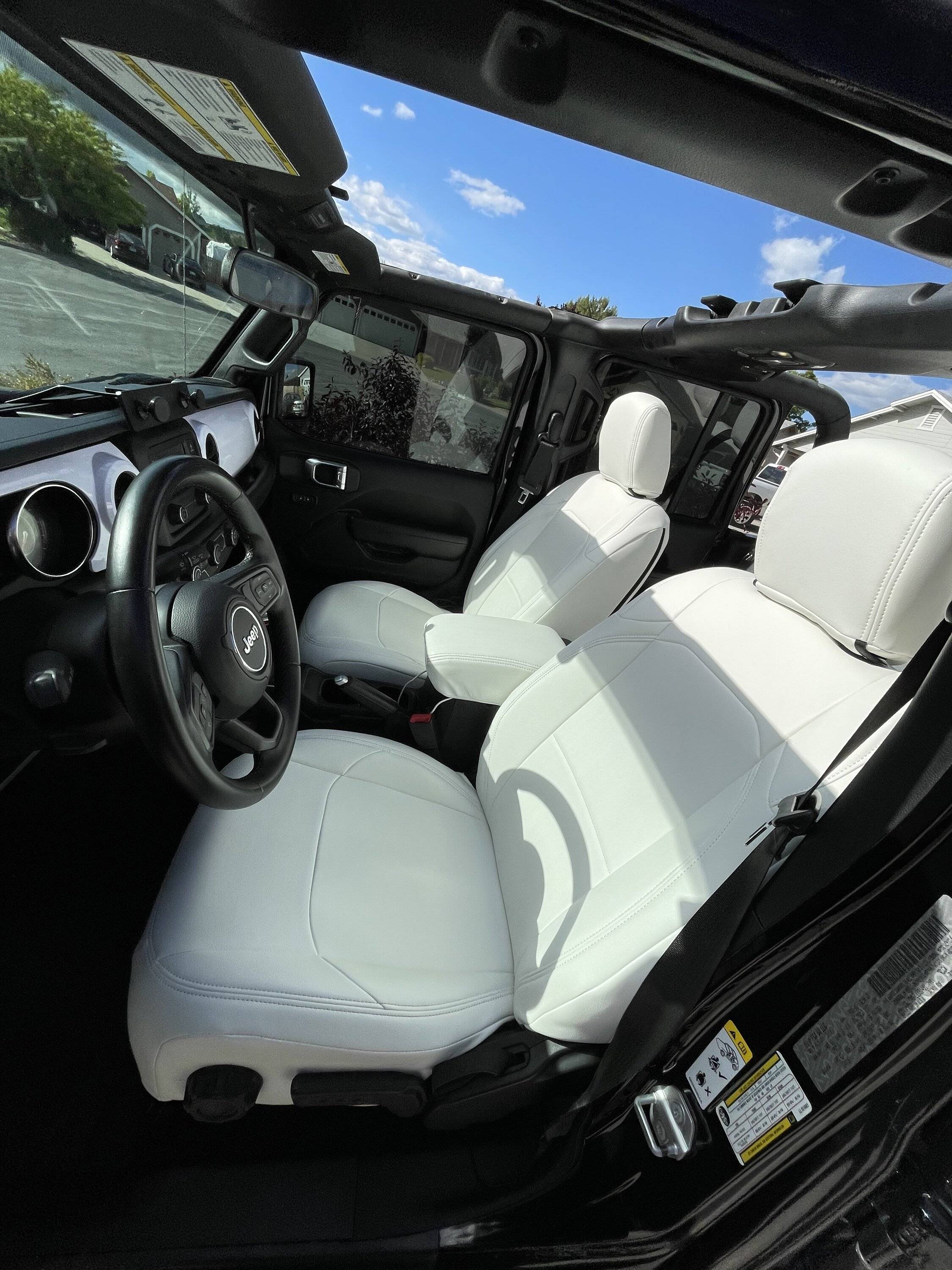 Jeep Gladiator All White PRP seat covers IMG_9174