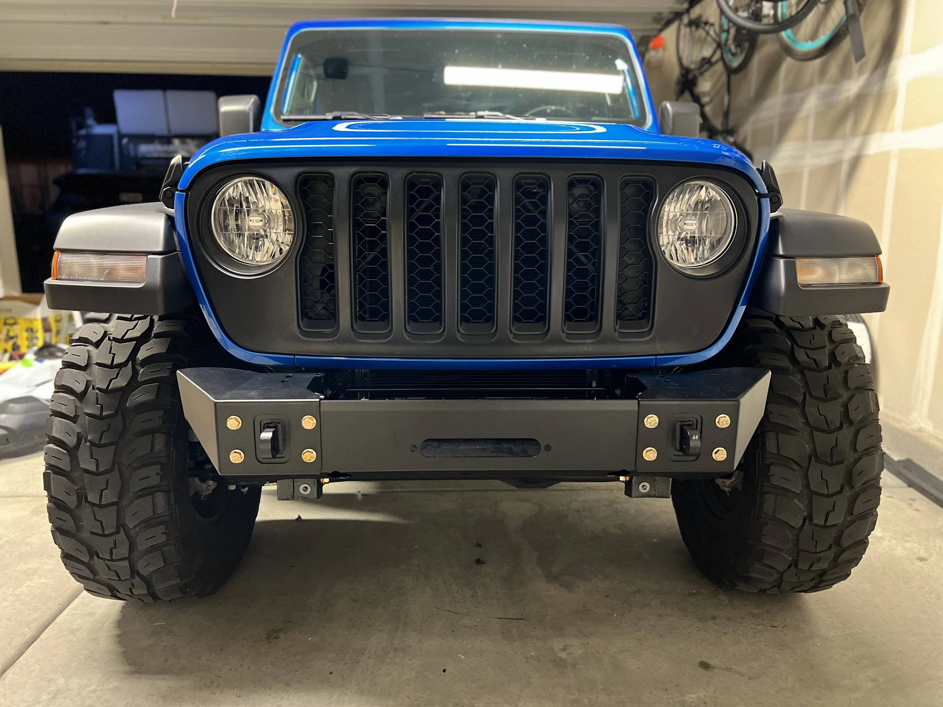 Jeep Gladiator Metalcloak front stubby bumper installed IMG_4352