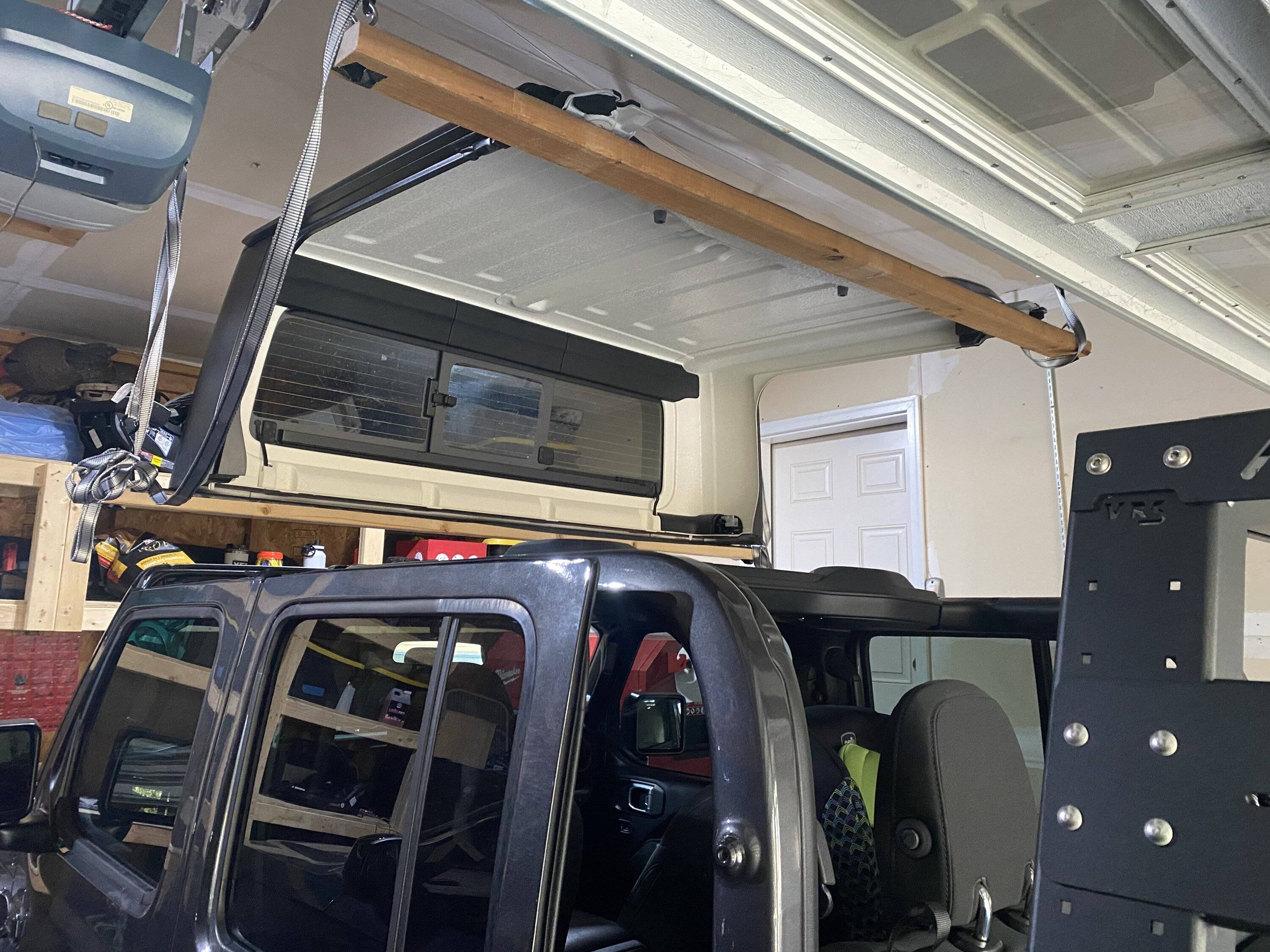 Jeep Gladiator Hardtop DIY Garage Hoist IMG_4057
