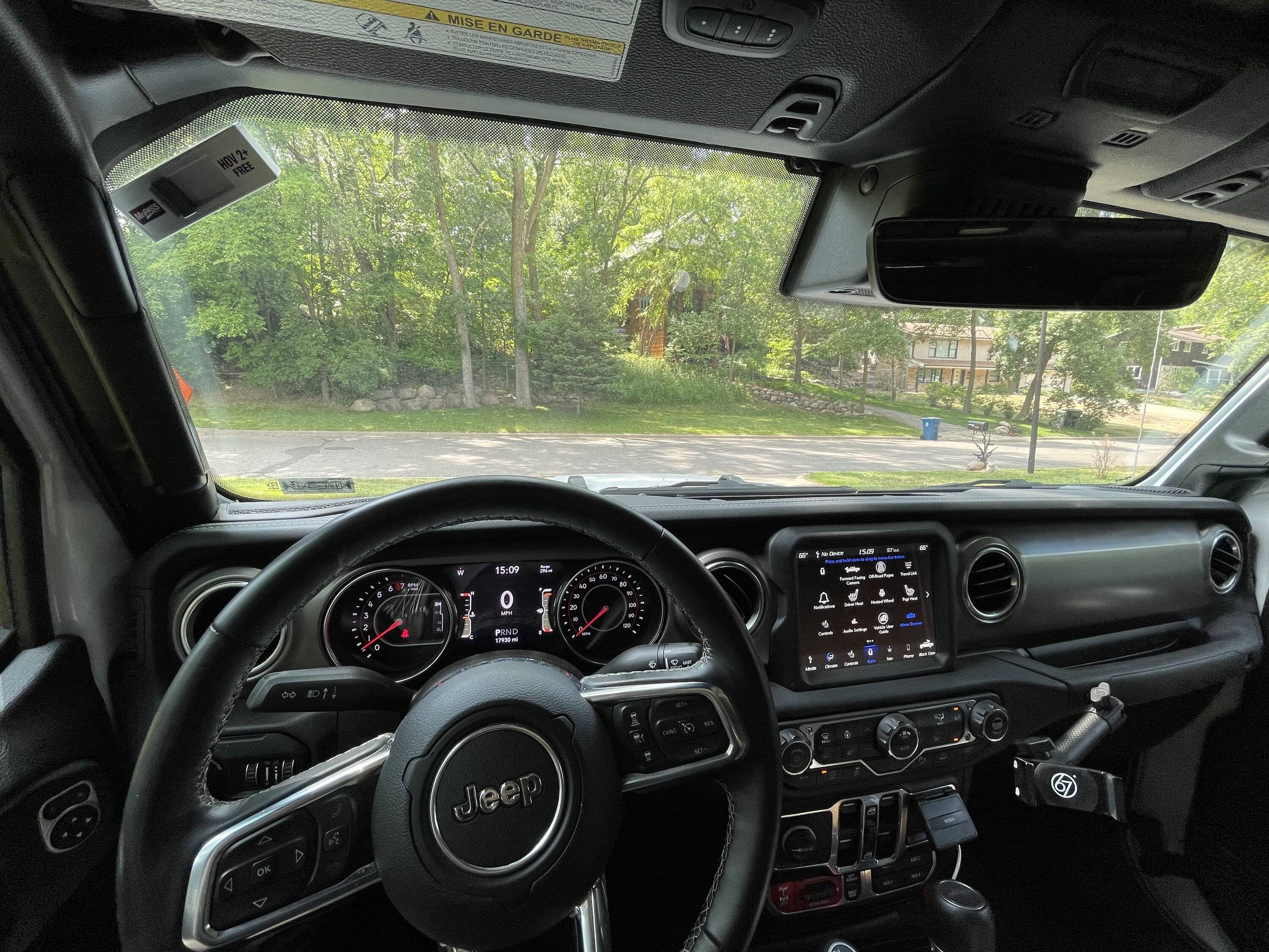 Jeep Gladiator 2020 Bright White Rubicon with 2in Lift & 37" Tires - $56,999 IMG-5266