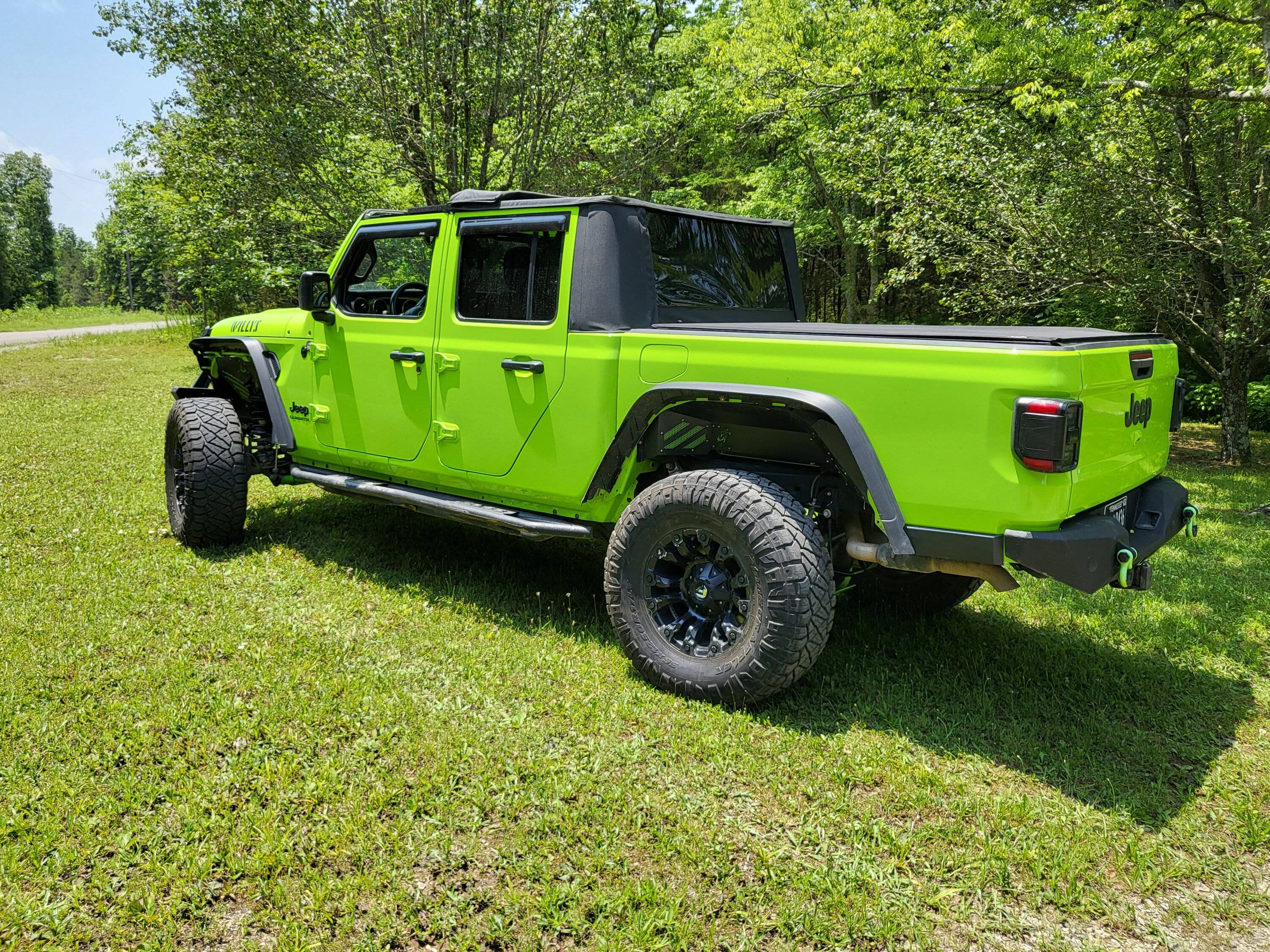 Jeep Gladiator Rugged Ridge Max Terrain Fenders Got Whacked Today 20230624_121729