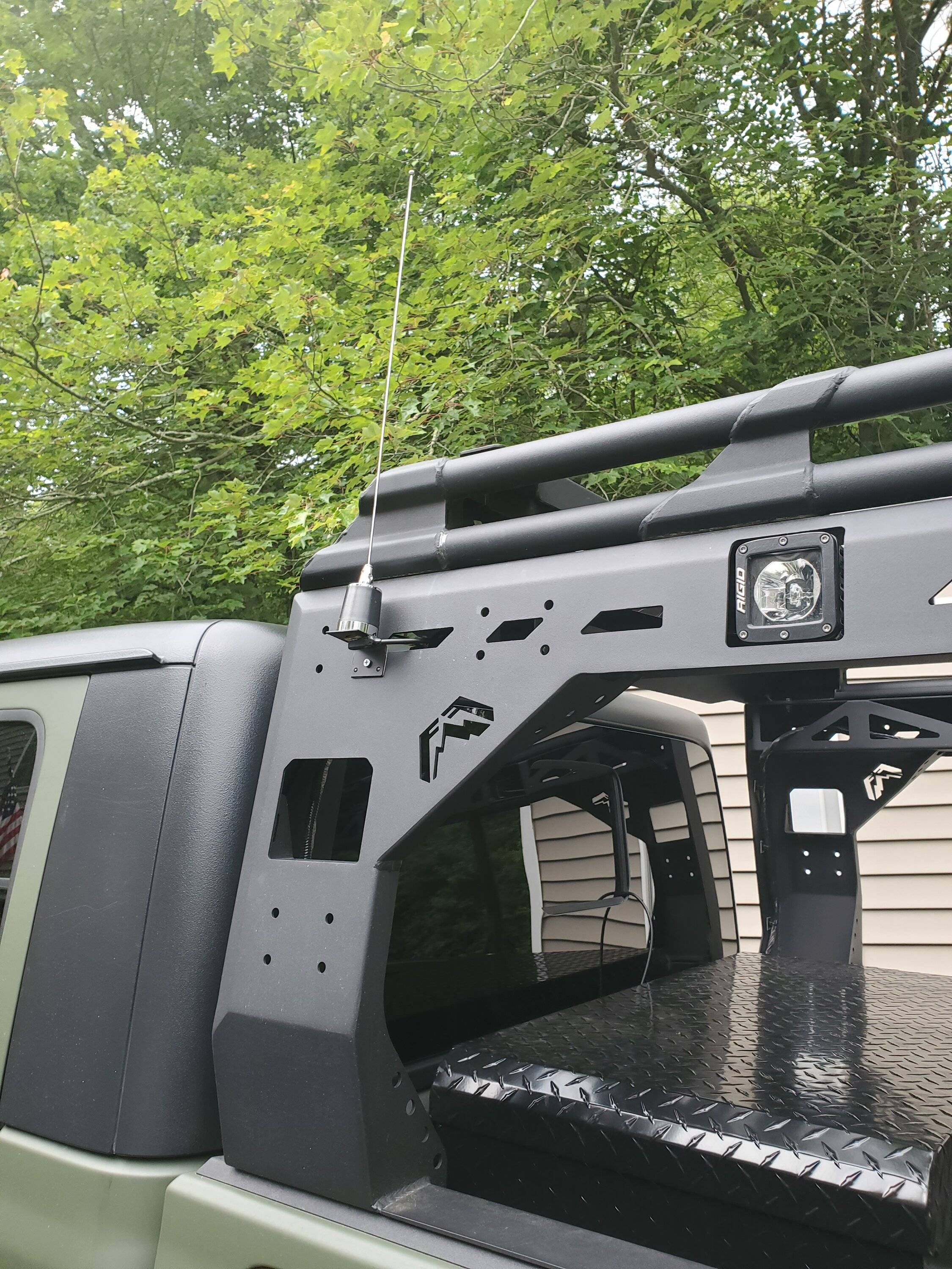 Jeep Gladiator Ham and GMRS in the Gladiator 20230624_172451