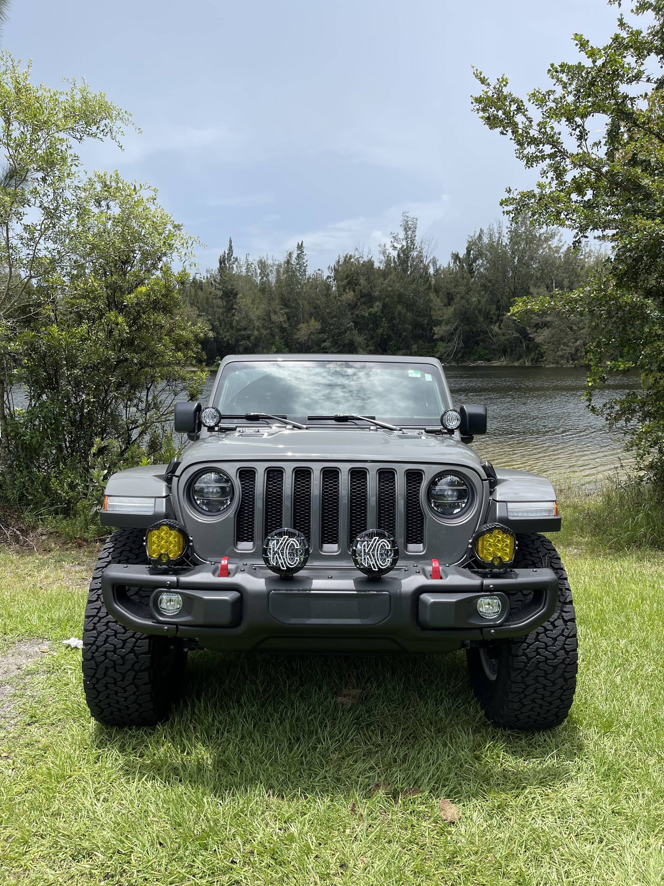 Jeep Gladiator KC 6" SlimLite”s LED IMG_5149