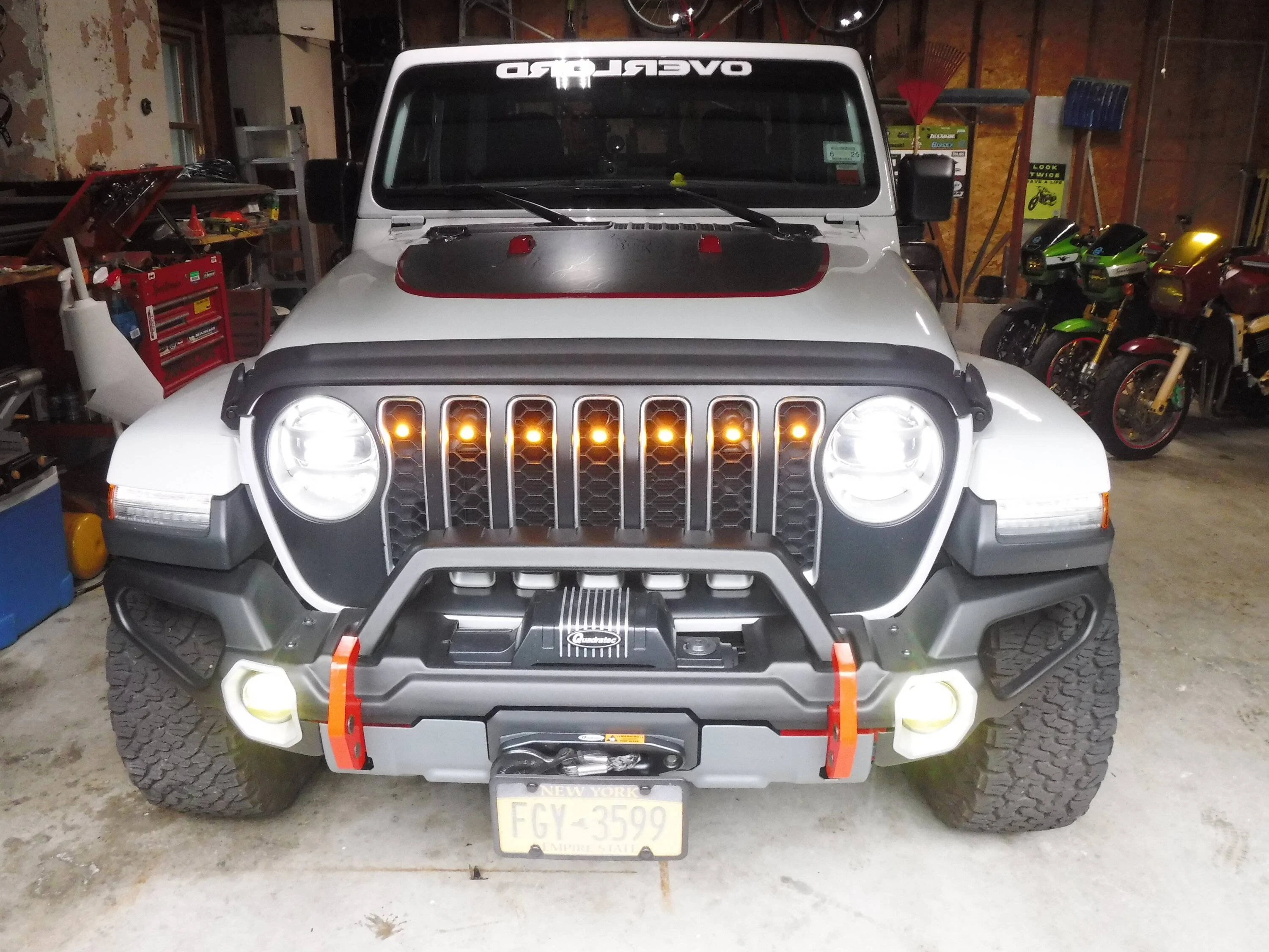 Jeep Gladiator Any idea what this light is? DSCF4689