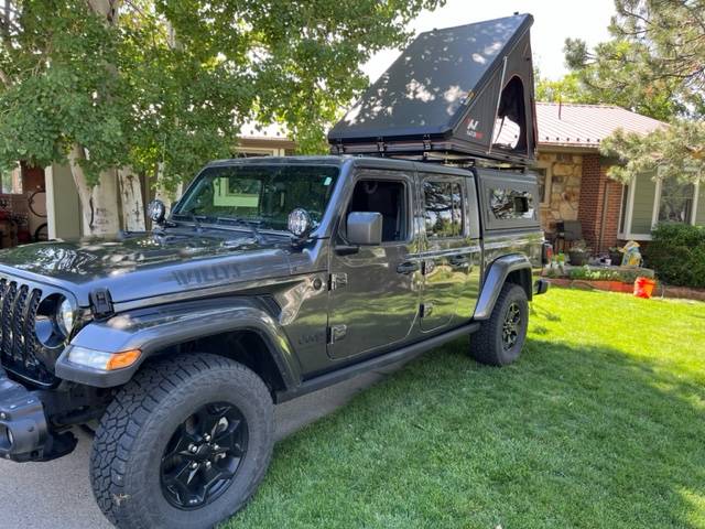 Jeep Gladiator Alu-Cab Contour Canopy Roll Call - not Camper image2 (1)