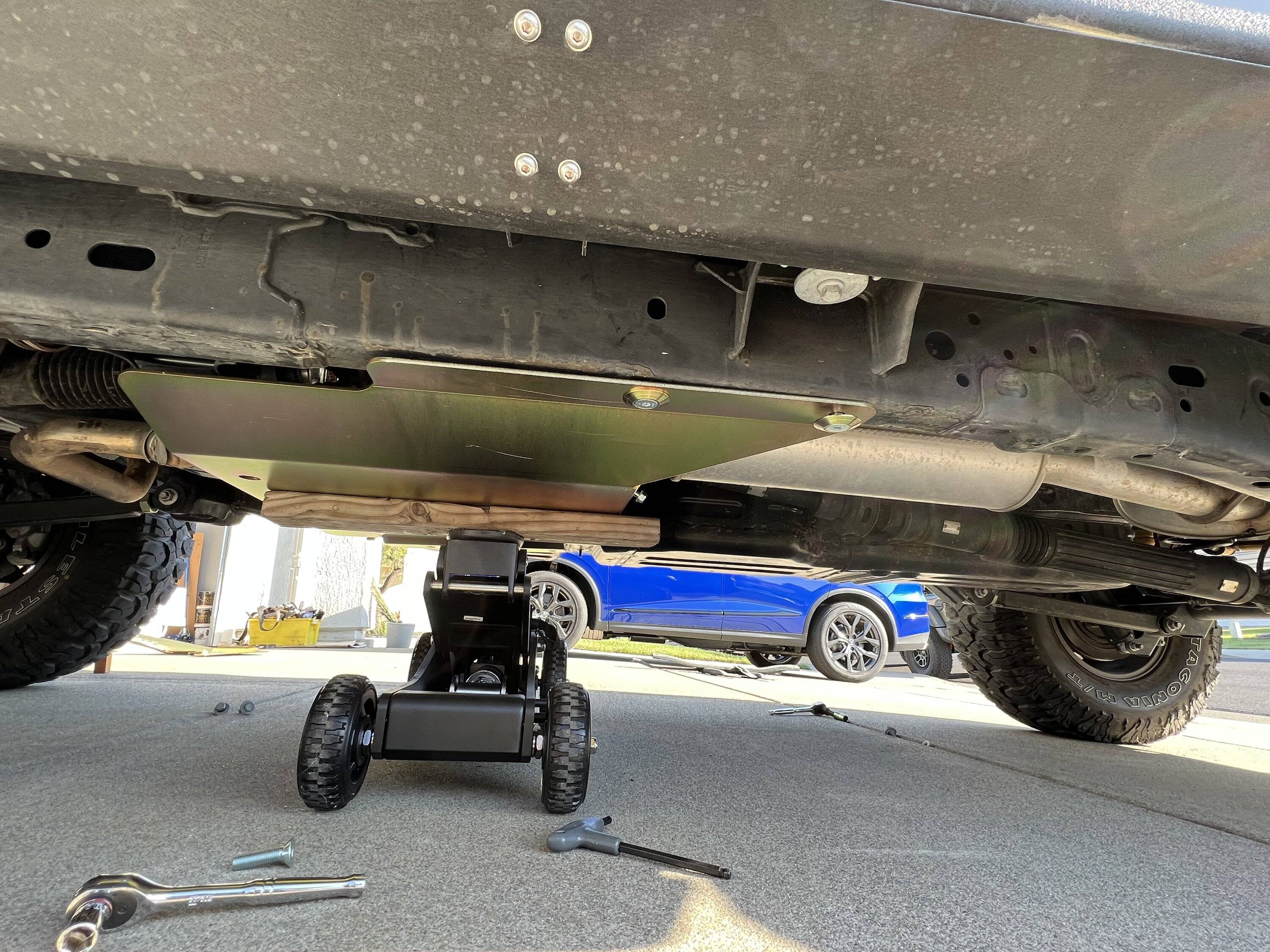 Jeep Gladiator Metalcloak skids IMG_4385