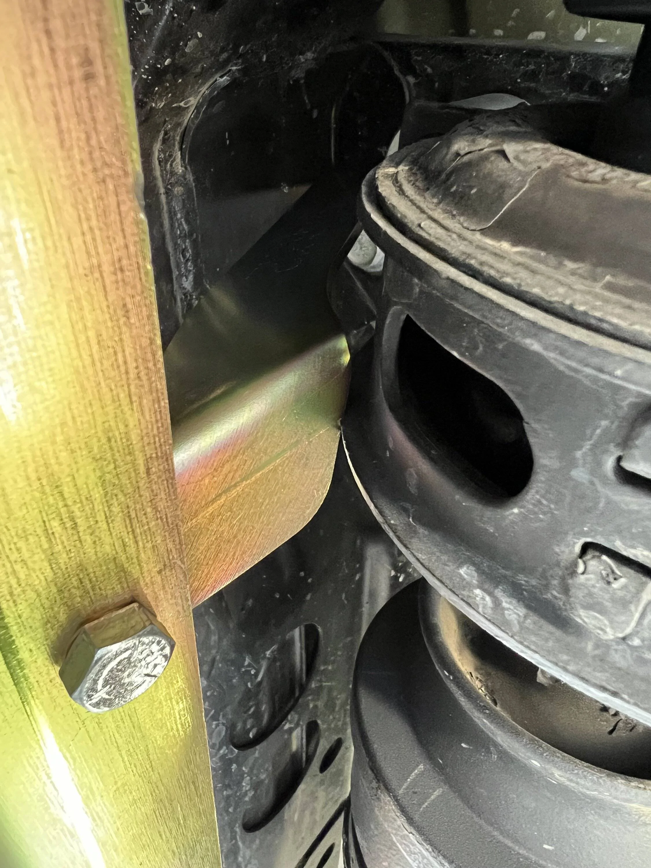 Jeep Gladiator Metalcloak skids IMG_4395