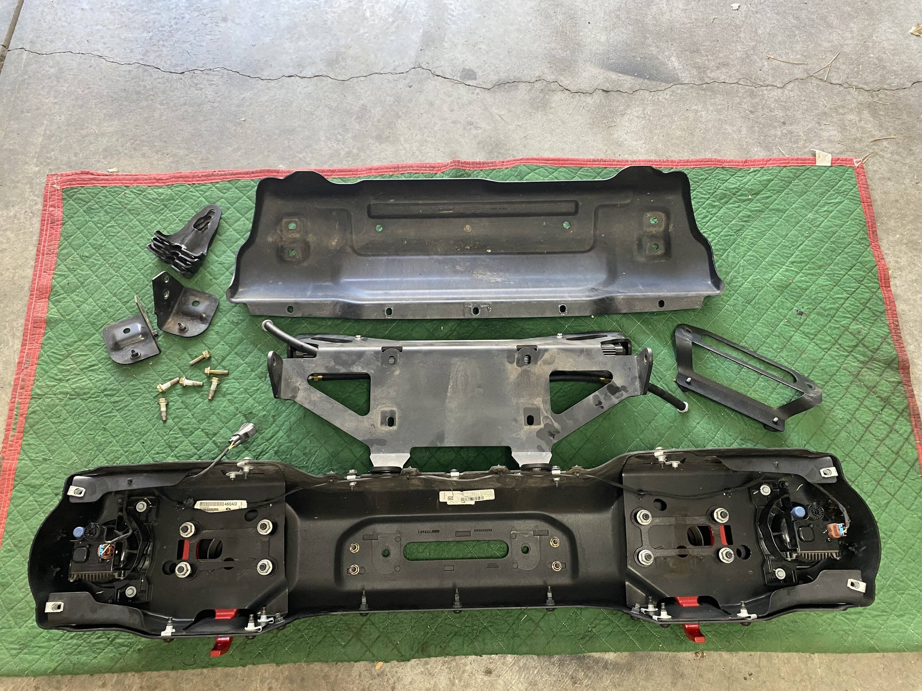 Jeep Gladiator Mopar Stubby Bumper, Skid, Winch mount and PS cooler IMG_8368