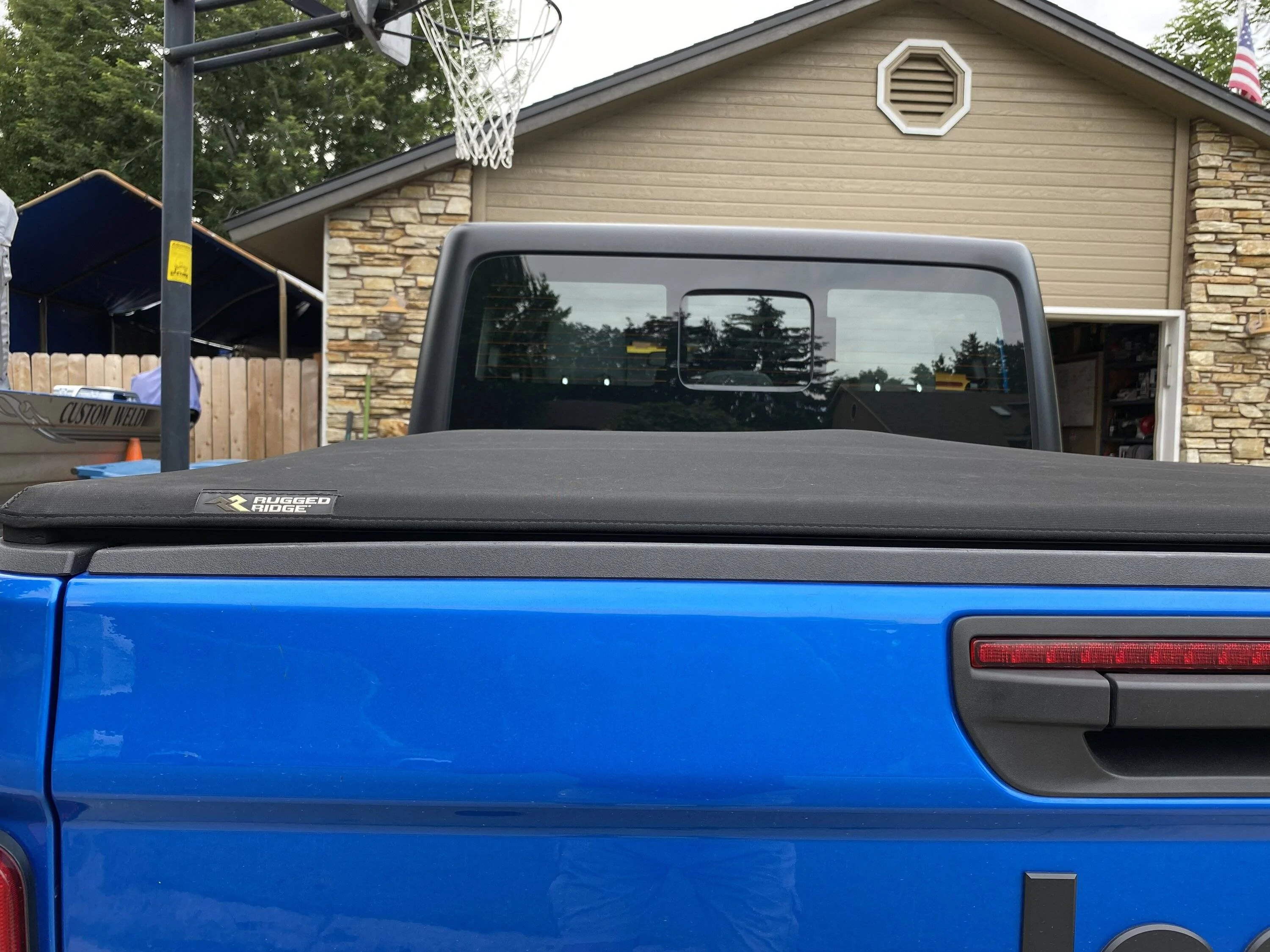 Jeep Gladiator ARB Fridge fit in the bed IMG_0736