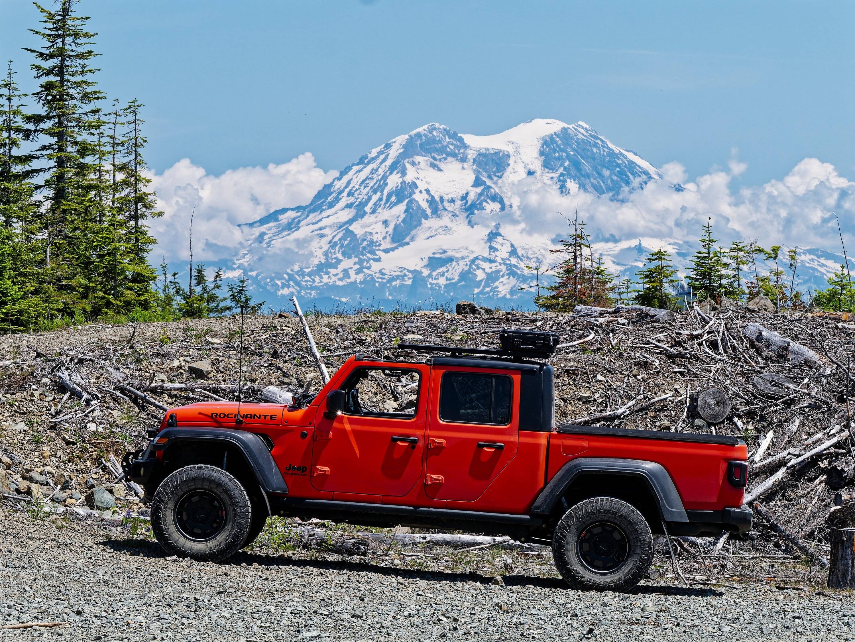Jeep Gladiator Gladiator Glamour Shots _1280920_DxO