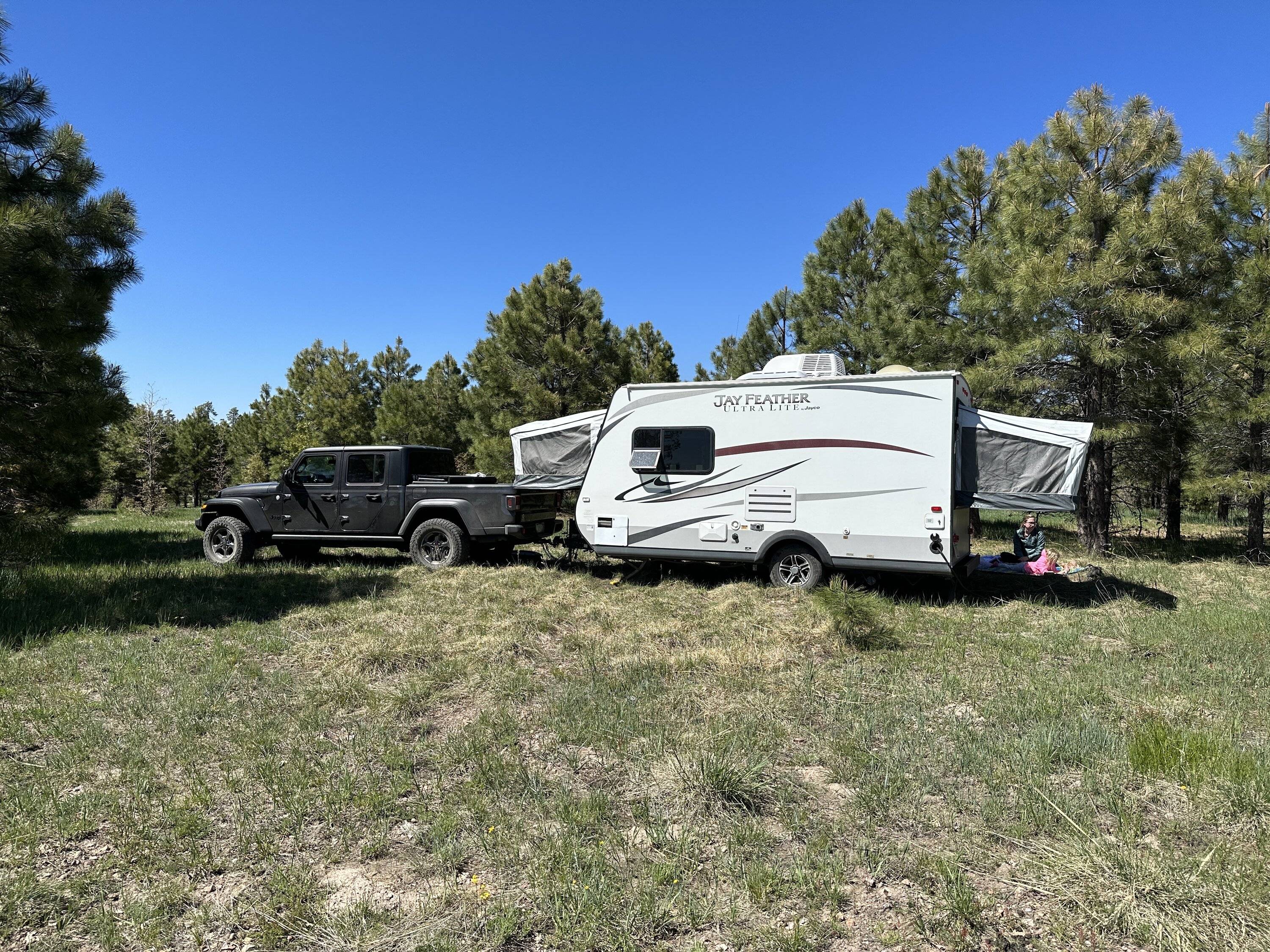 Jeep Gladiator Just purchased my first camper and have questions. IMG_0097