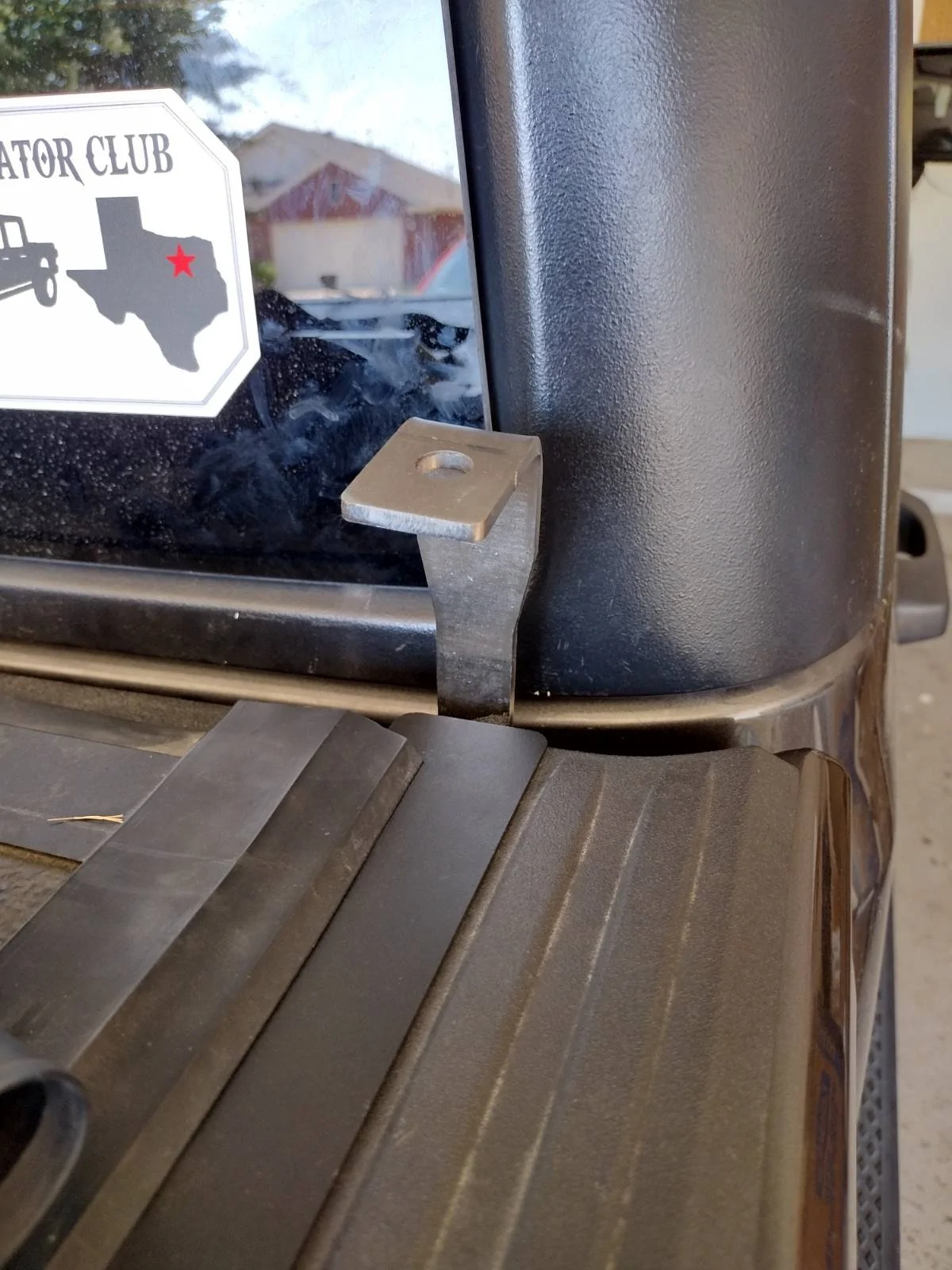 Jeep Gladiator CB radio and antenna mount IMG_20230627_162943865_HDR
