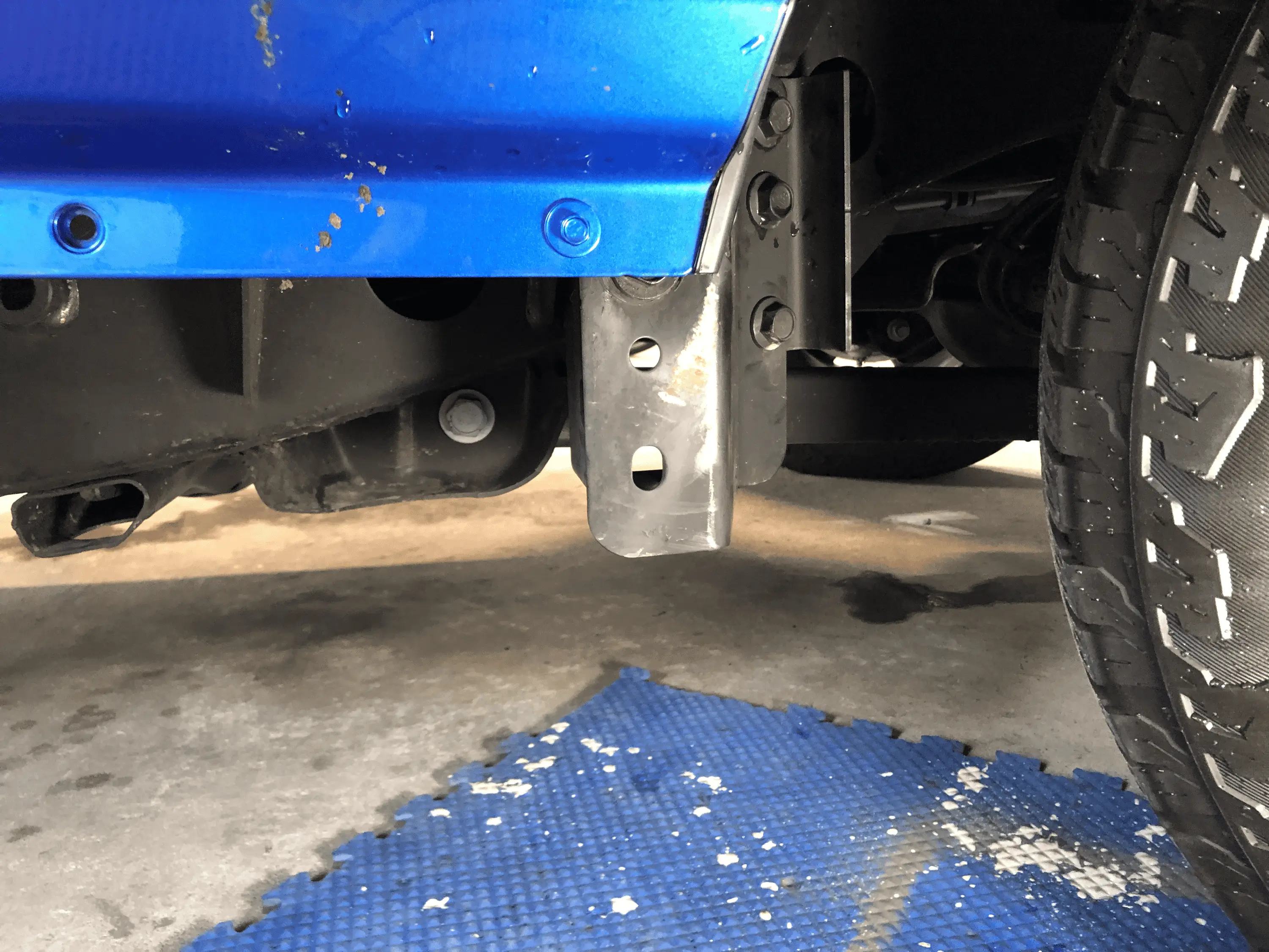 Jeep Gladiator What's this bracket for and can I cut it off tempImageGd5cTO