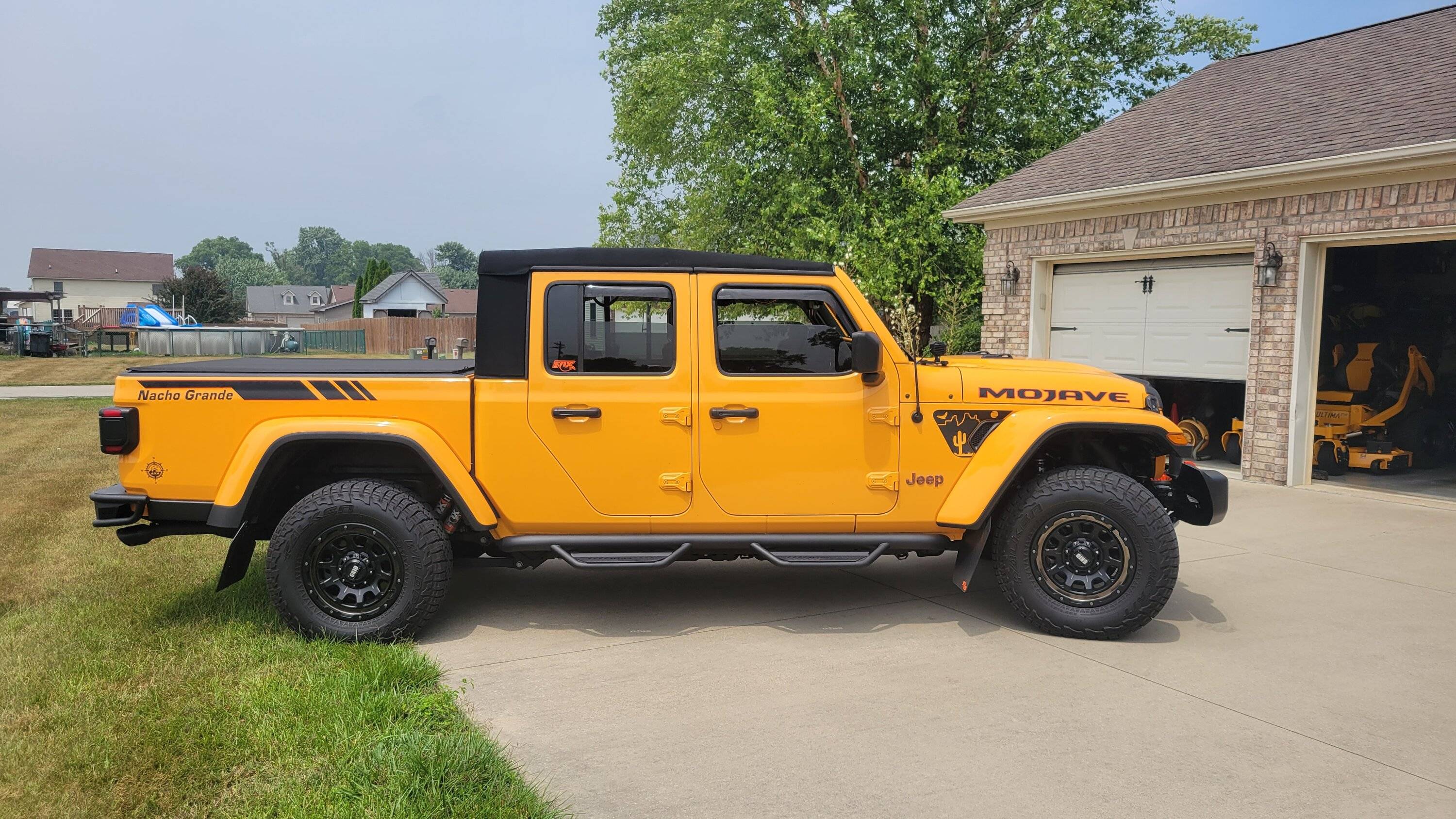 Jeep Gladiator Stickers and decal pics! 20230629_150842