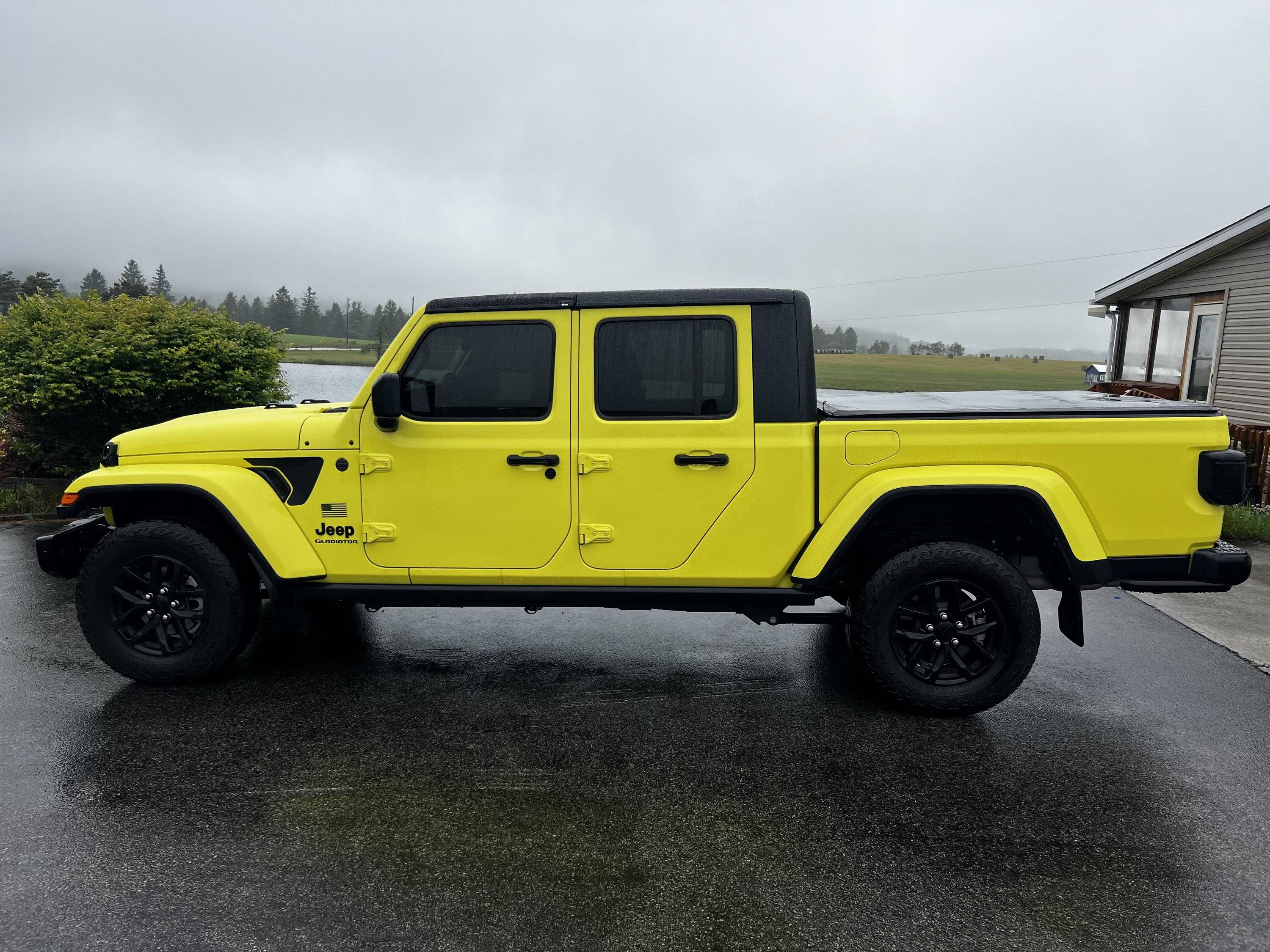 Jeep Gladiator Help me decide on tires IMG_1427