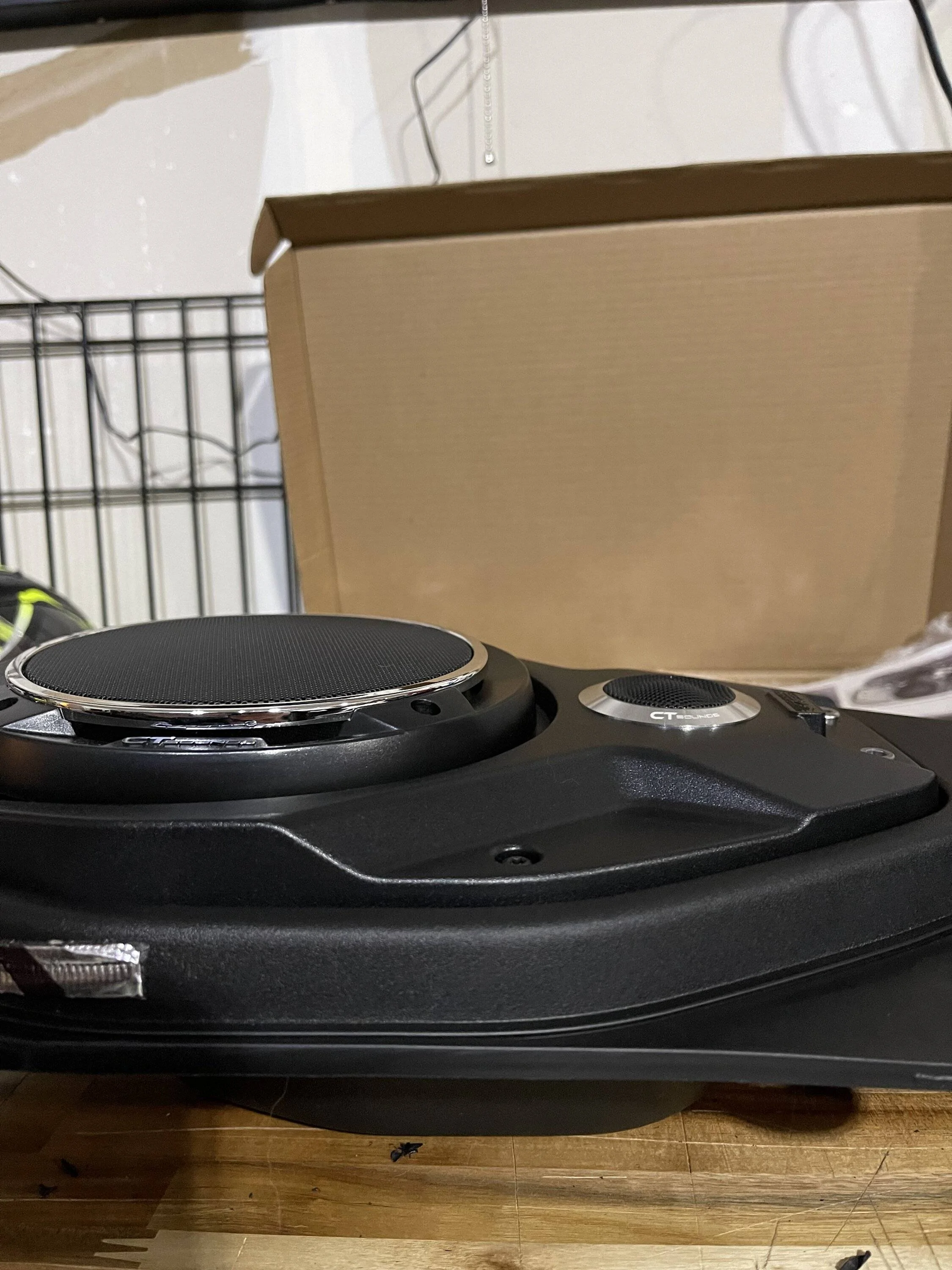 Jeep Gladiator Stock sound bar upgrade IMG_6658
