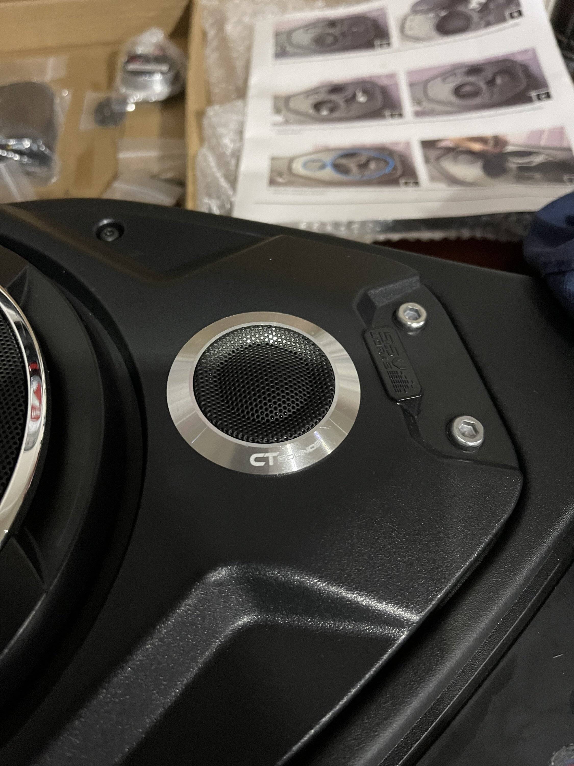 Jeep Gladiator Stock sound bar upgrade IMG_6659