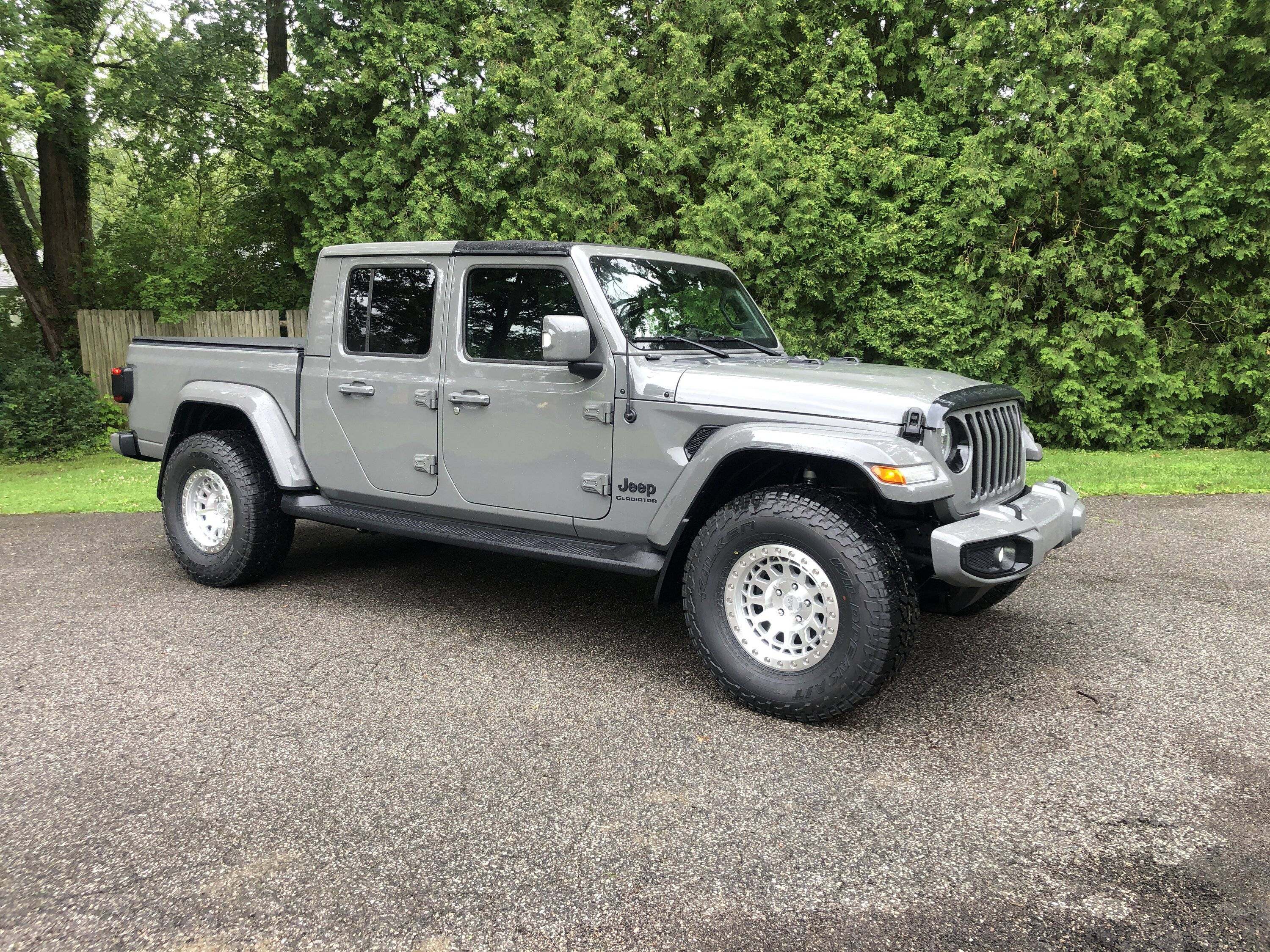 Jeep Gladiator Help me decide on tires IMG_1853