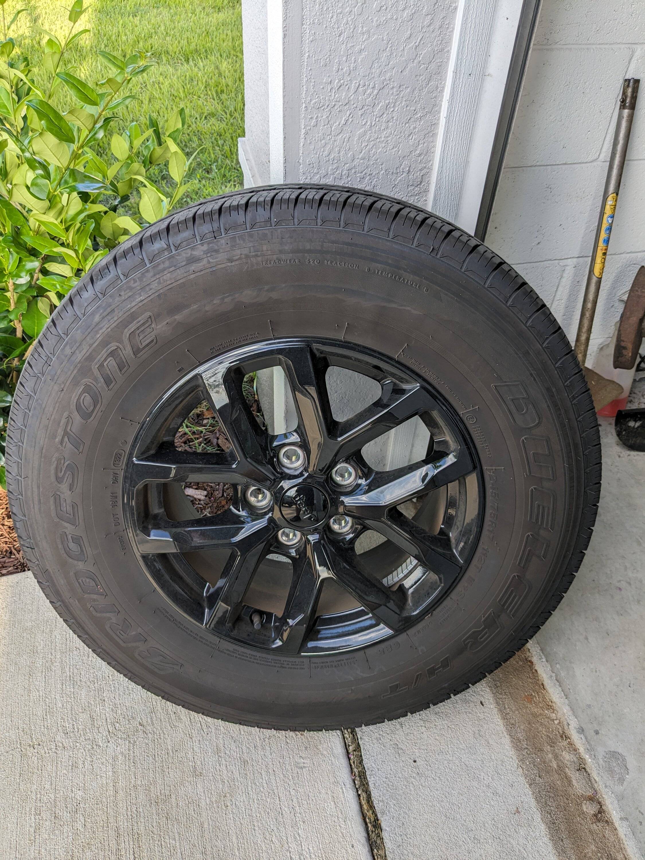 Jeep Gladiator 2022 gladiator altitude wheels PXL_20230627_225511024.MP
