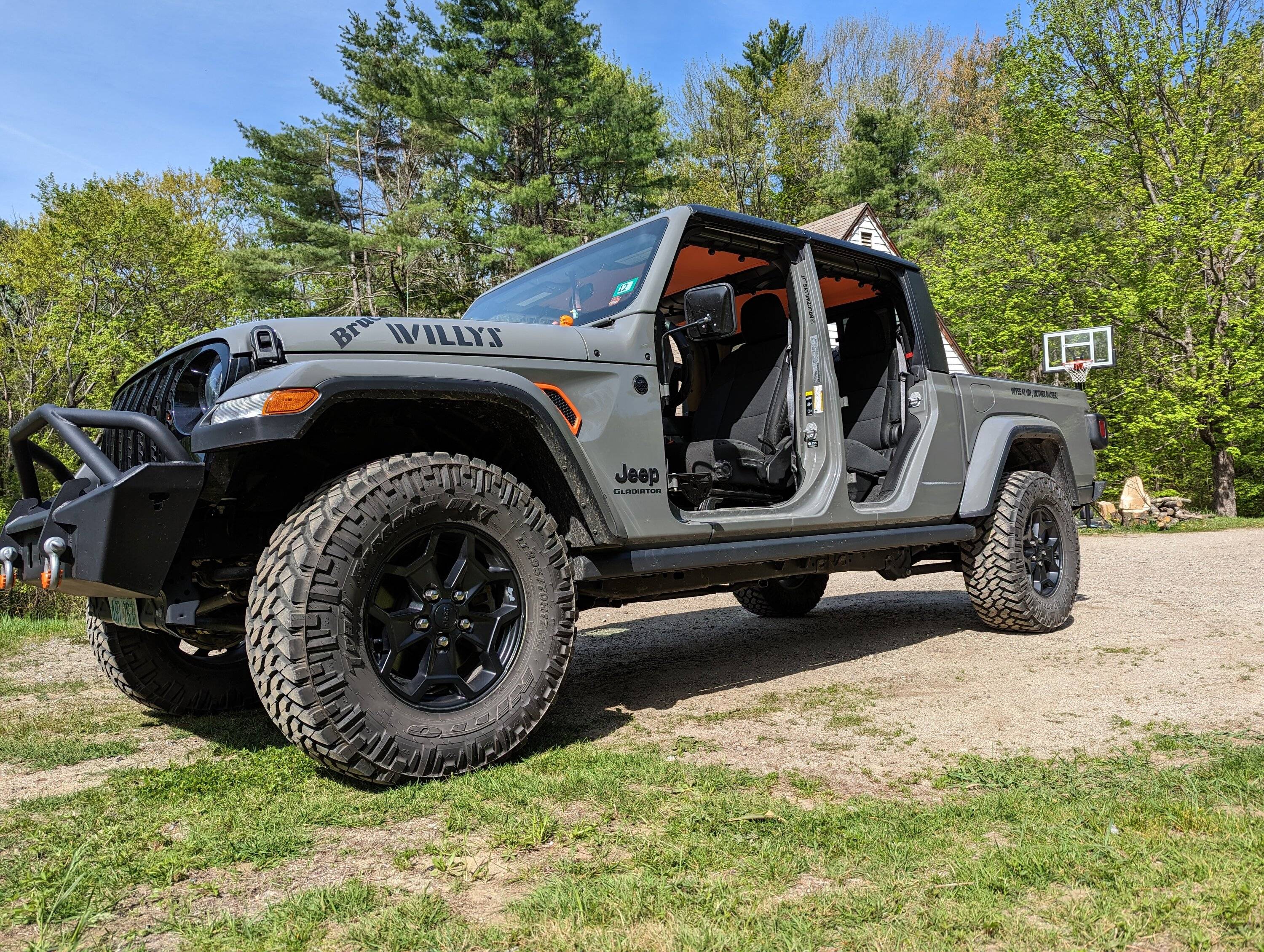 Jeep Gladiator Help me decide on tires PXL_20230514_140838273